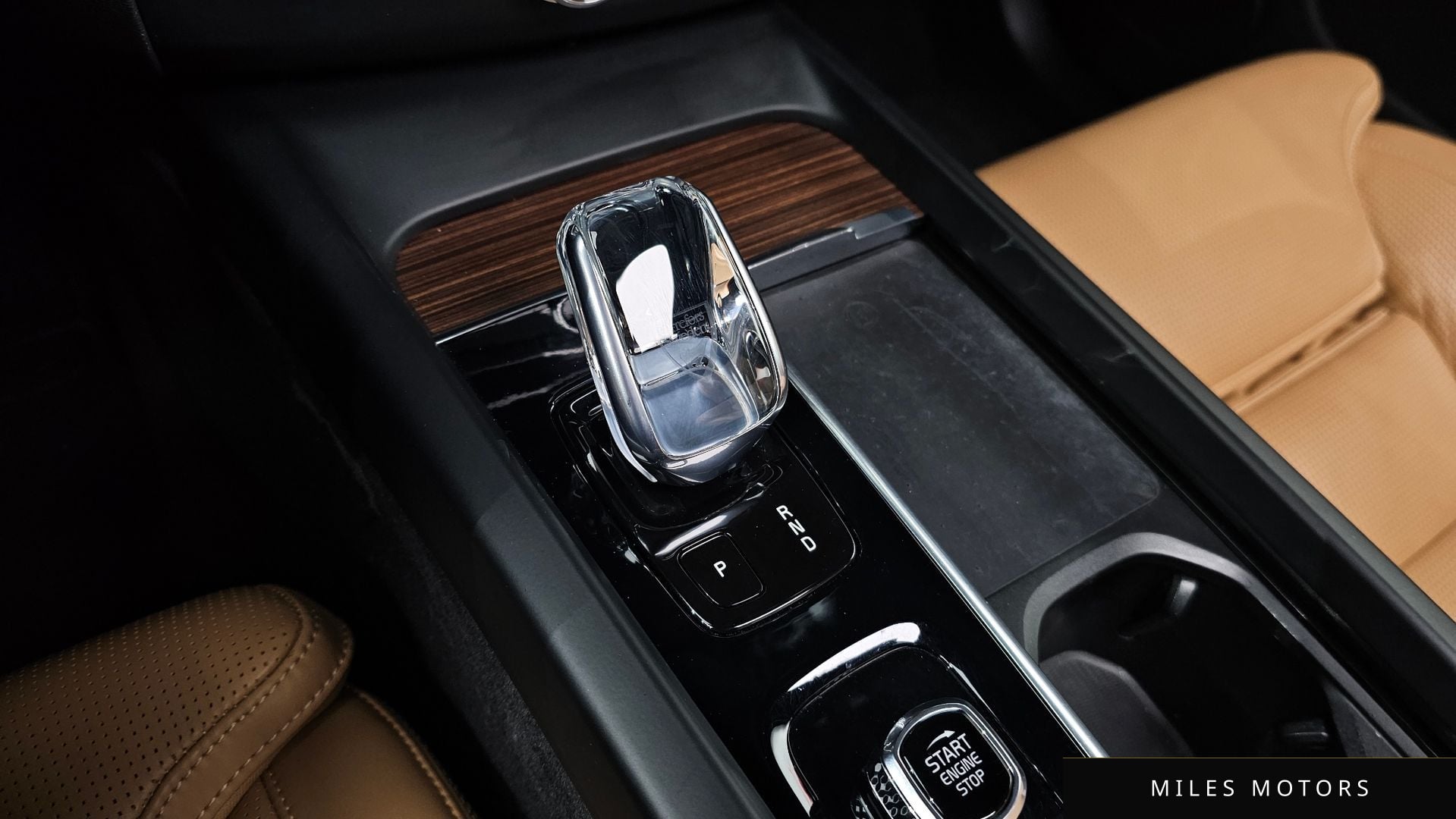 Volvo XC60 2021 — миниатюра 9