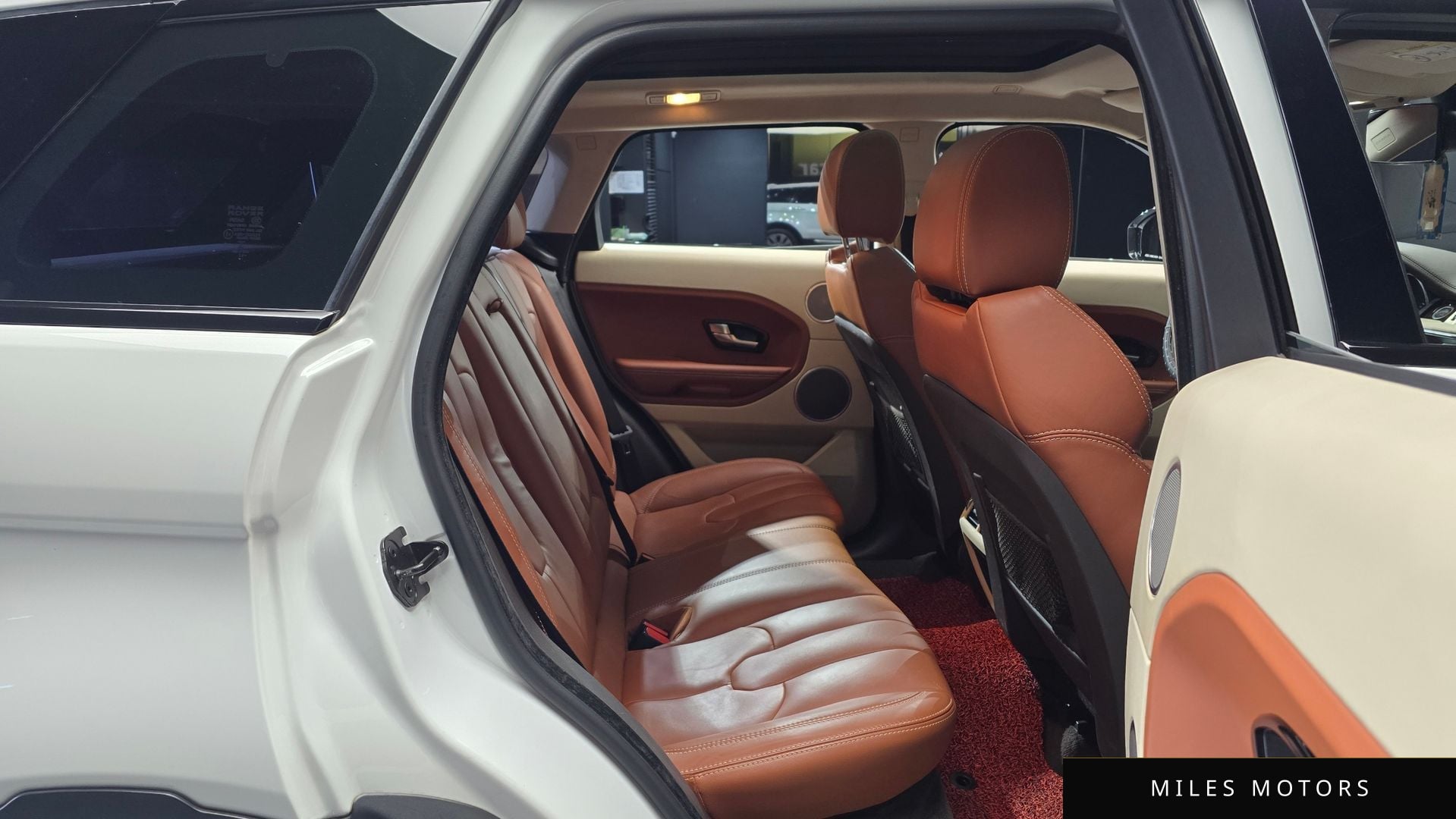 Land Rover Range Rover Evoque 2015 — миниатюра 12