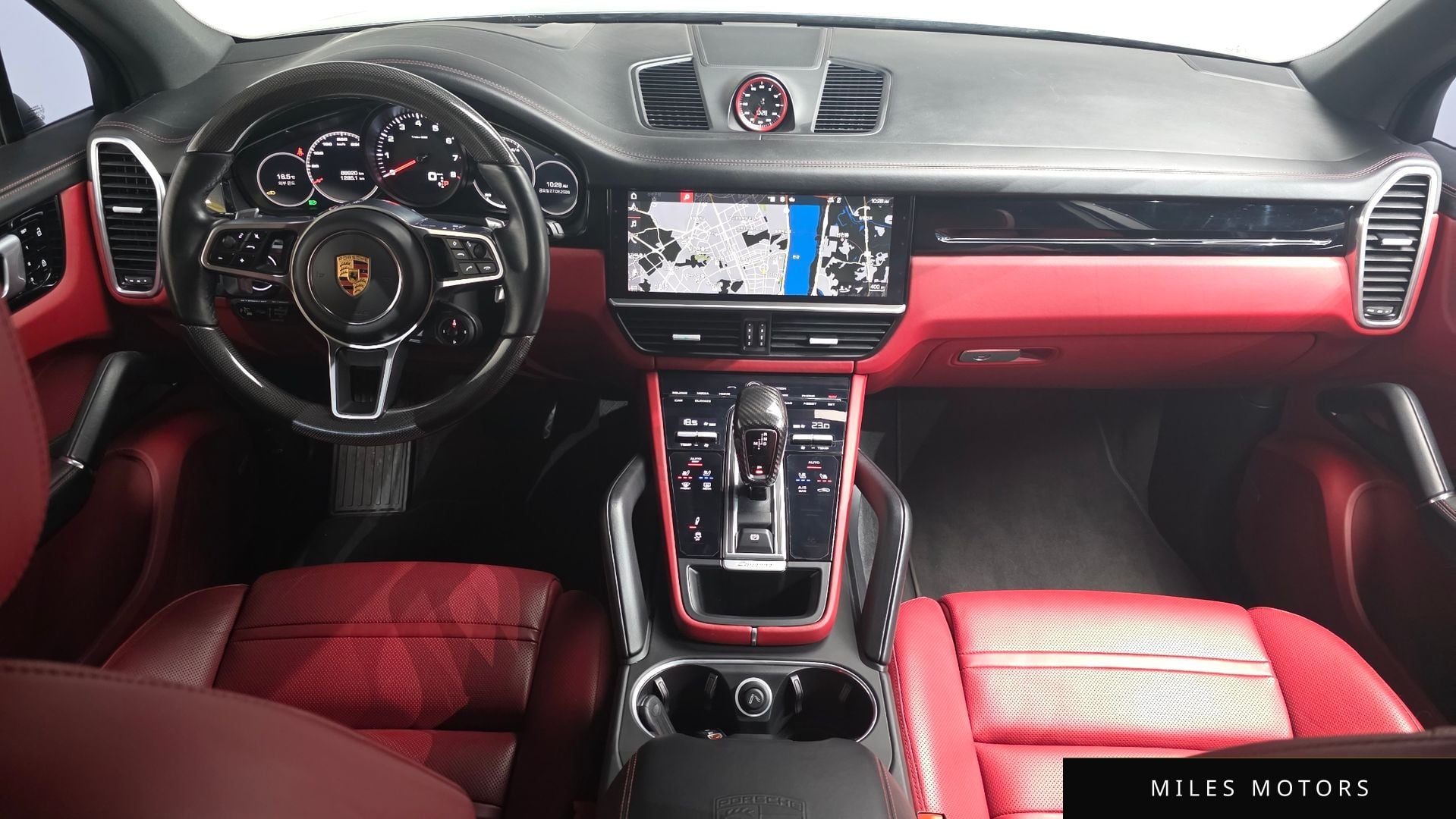 Porsche Cayenne 2020 — миниатюра 7