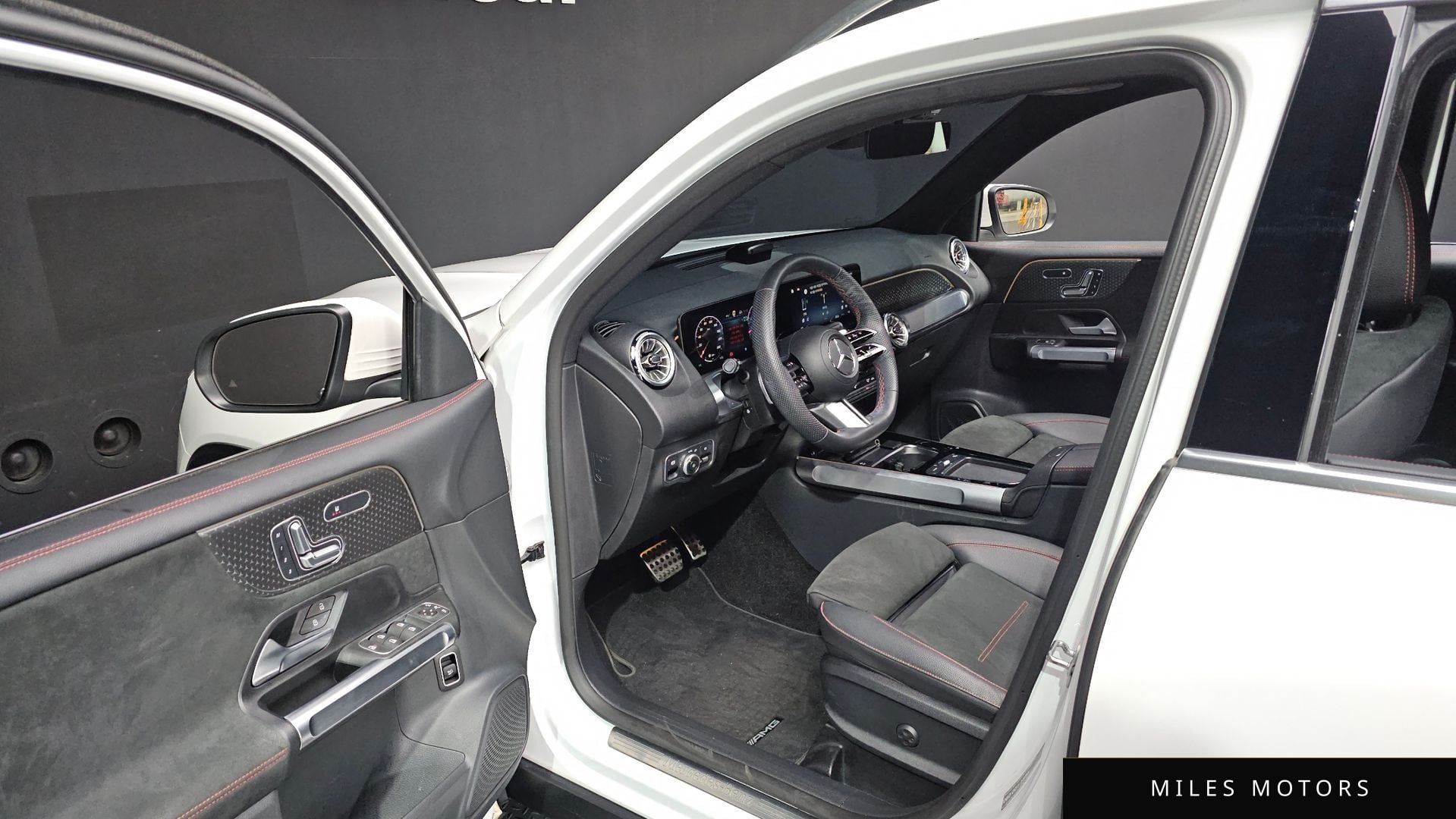 Mercedes-Benz GLB-Class X247 2024 — миниатюра 10