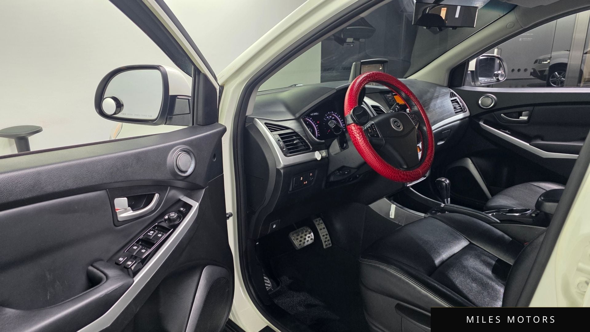 KG Mobility KORANDO 2015 — миниатюра 10