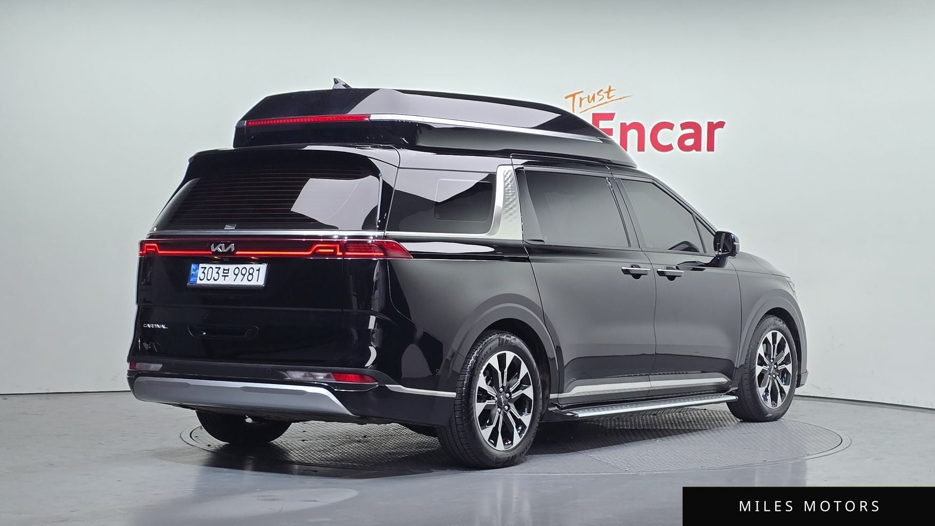 Kia Carnival 2022 — миниатюра 2
