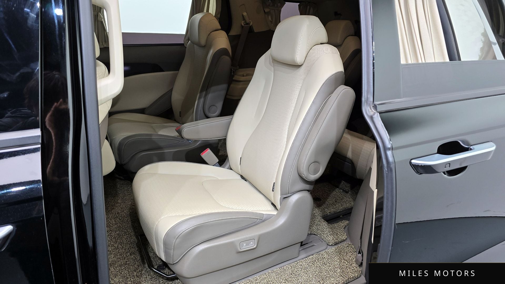 Kia Carnival 2022 — миниатюра 11