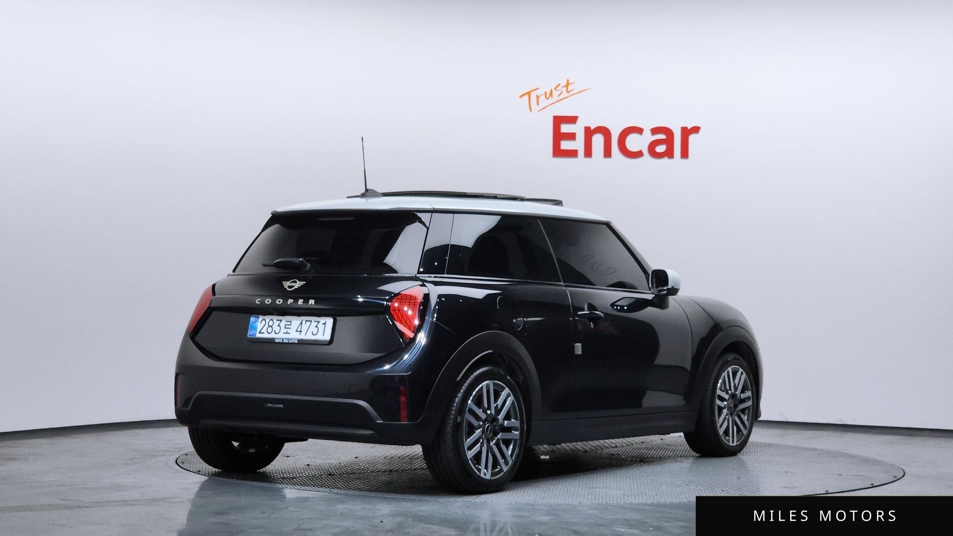 MINI Cooper 2025 — миниатюра 2