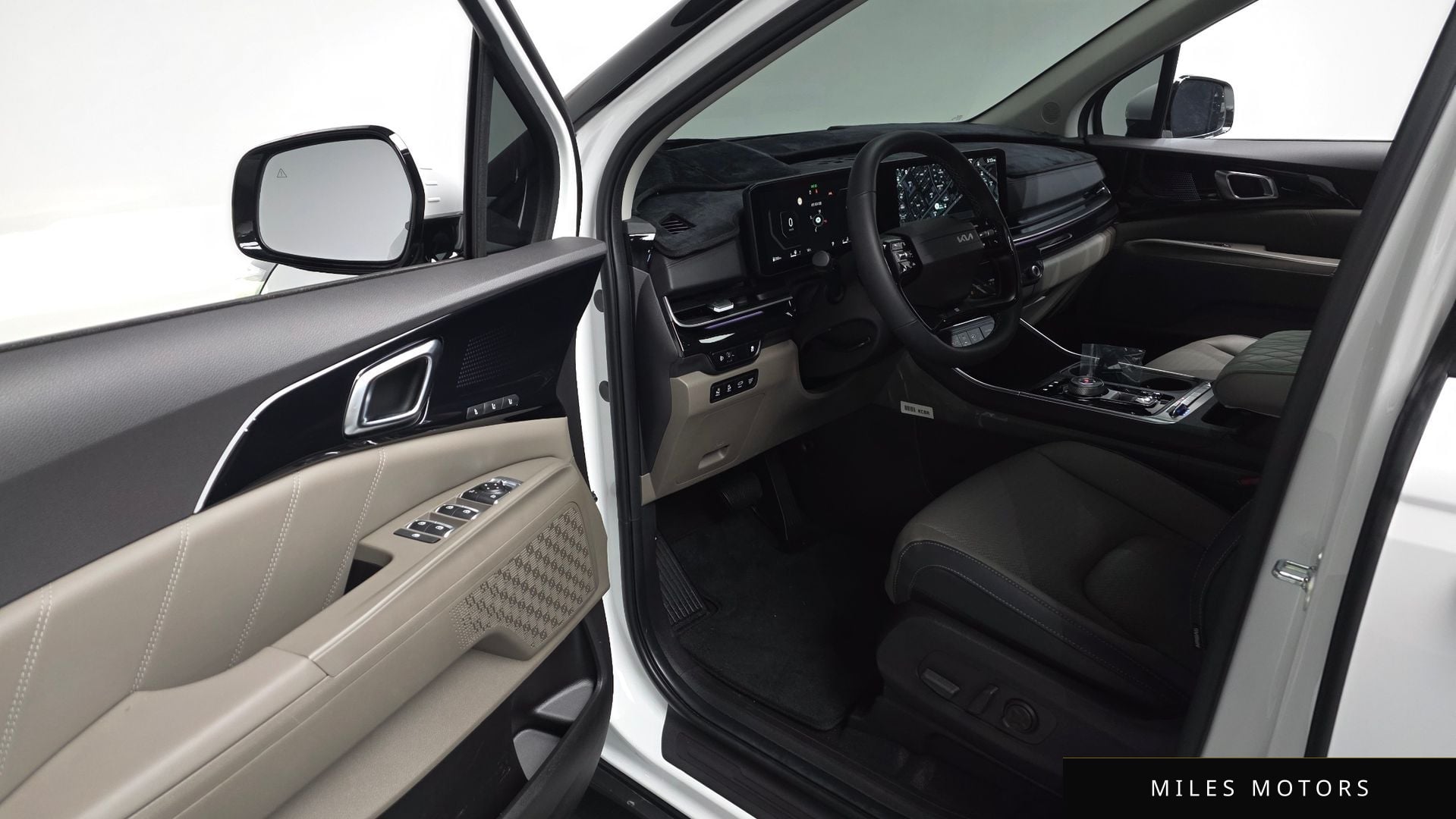 Kia Canival 2025 — миниатюра 11