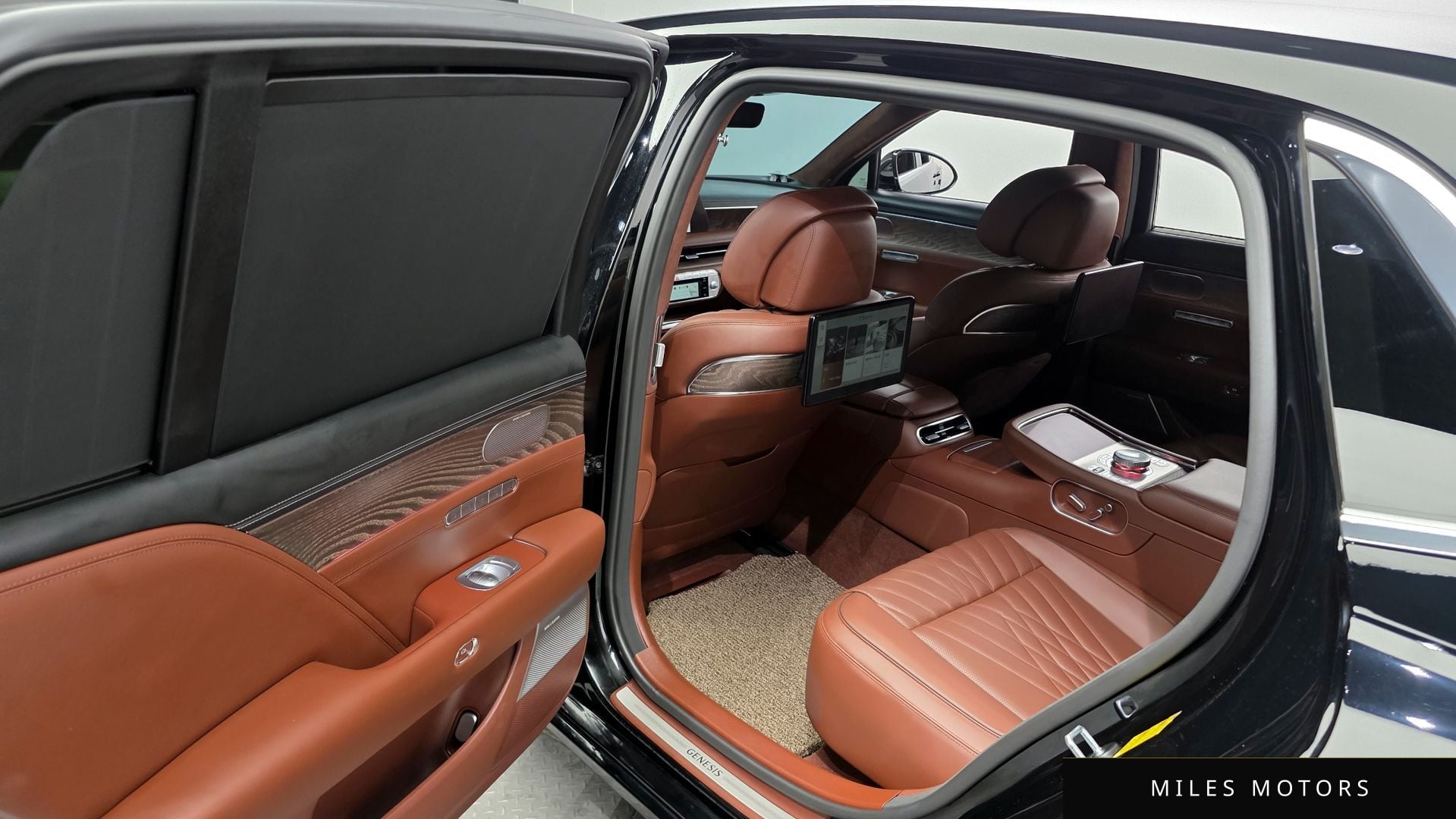 Genesis G90 (RS4) 2023 — миниатюра 11