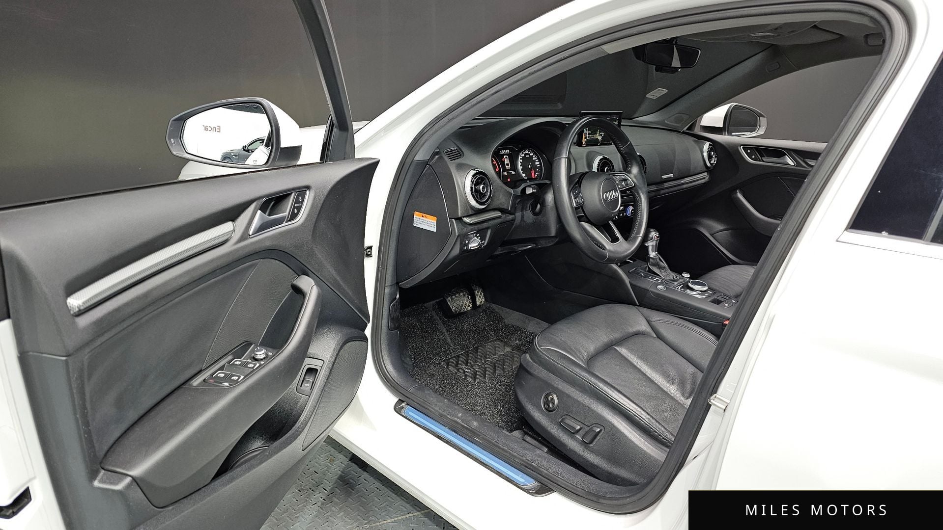 Audi A3 2018 — миниатюра 10