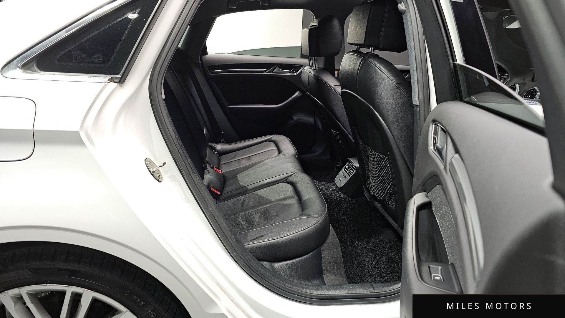 Audi A3 2018 — миниатюра 12