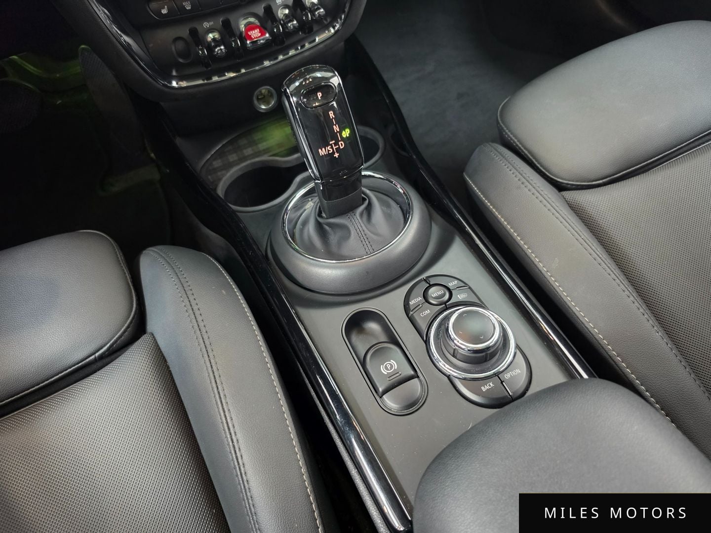 MINI Clubman 2023 — миниатюра 9