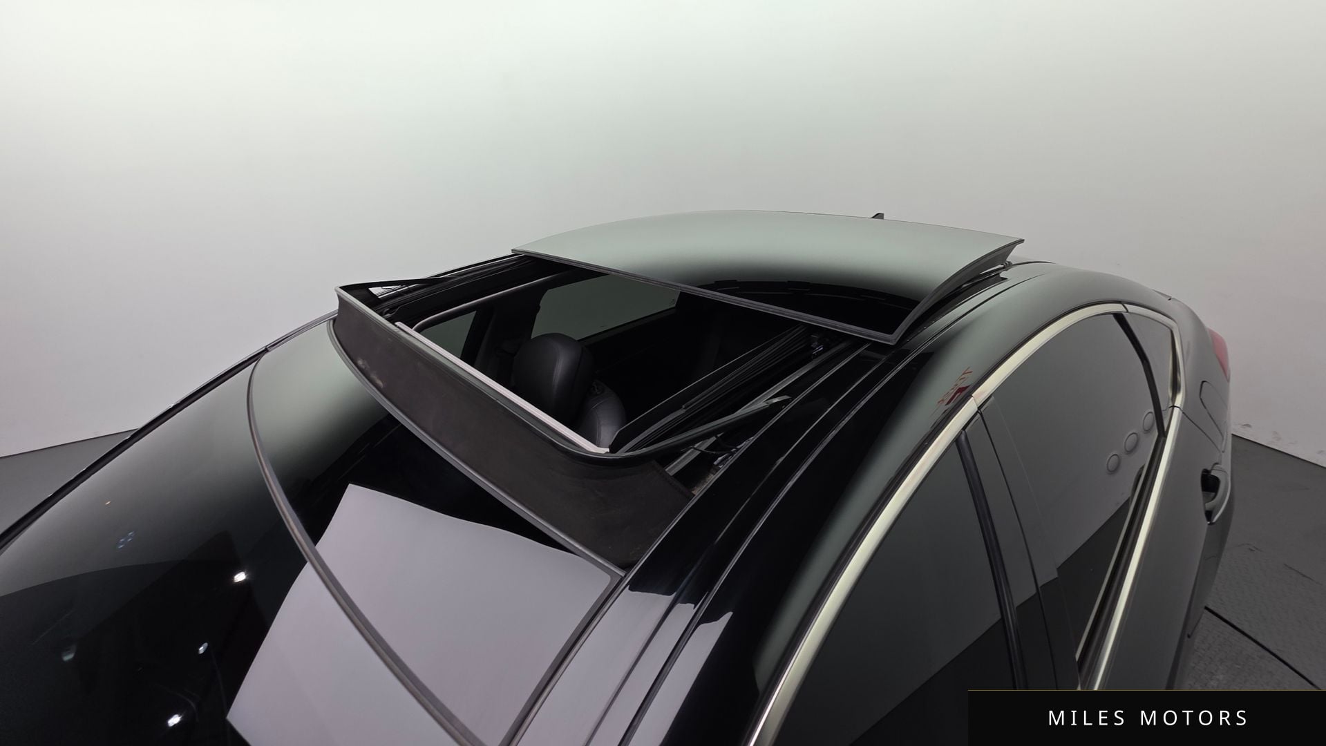 Hyundai Genesis 2016 — миниатюра 11