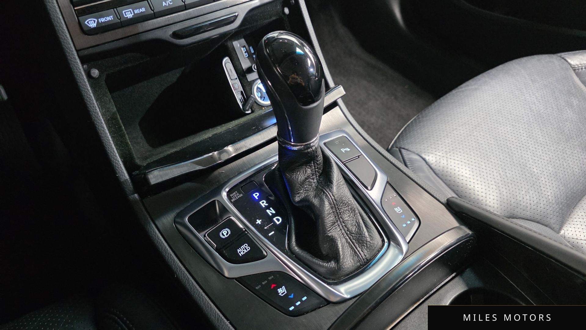 Hyundai Grandeur 2015 — миниатюра 9