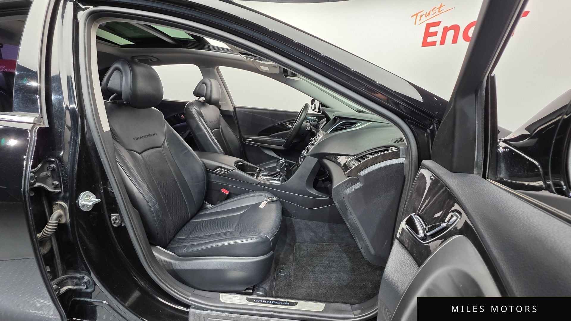 Hyundai Grandeur 2015 — миниатюра 10