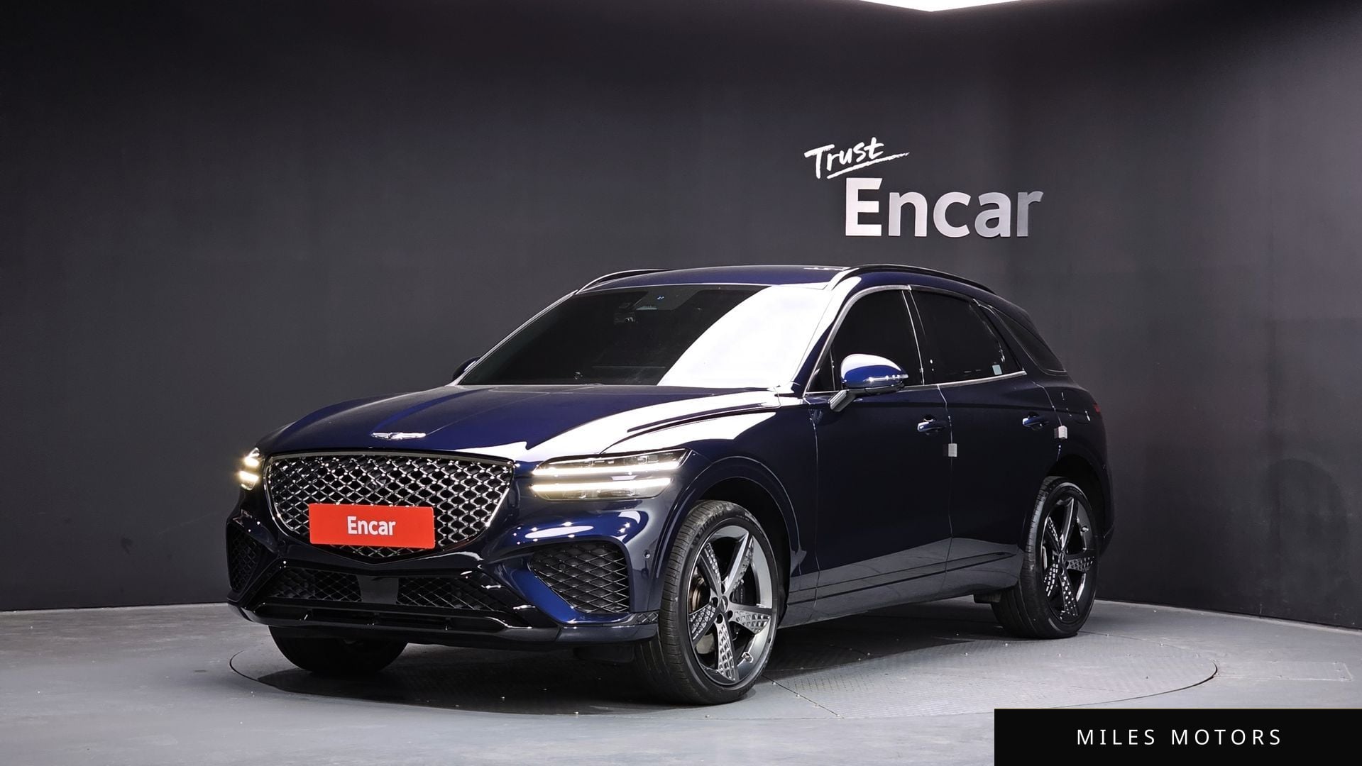 Genesis GV70 2022 — фото 1 из 12