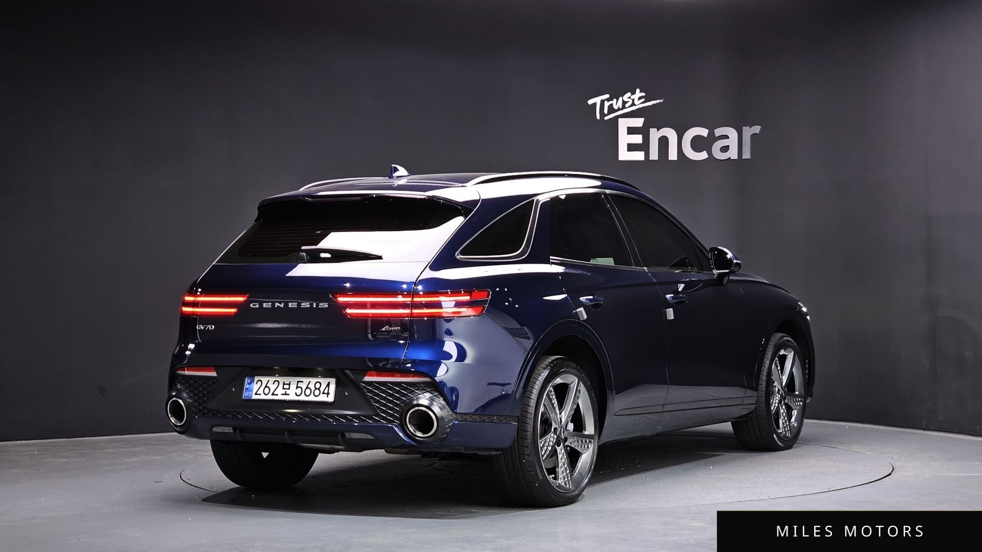 Genesis GV70 2022 — миниатюра 2