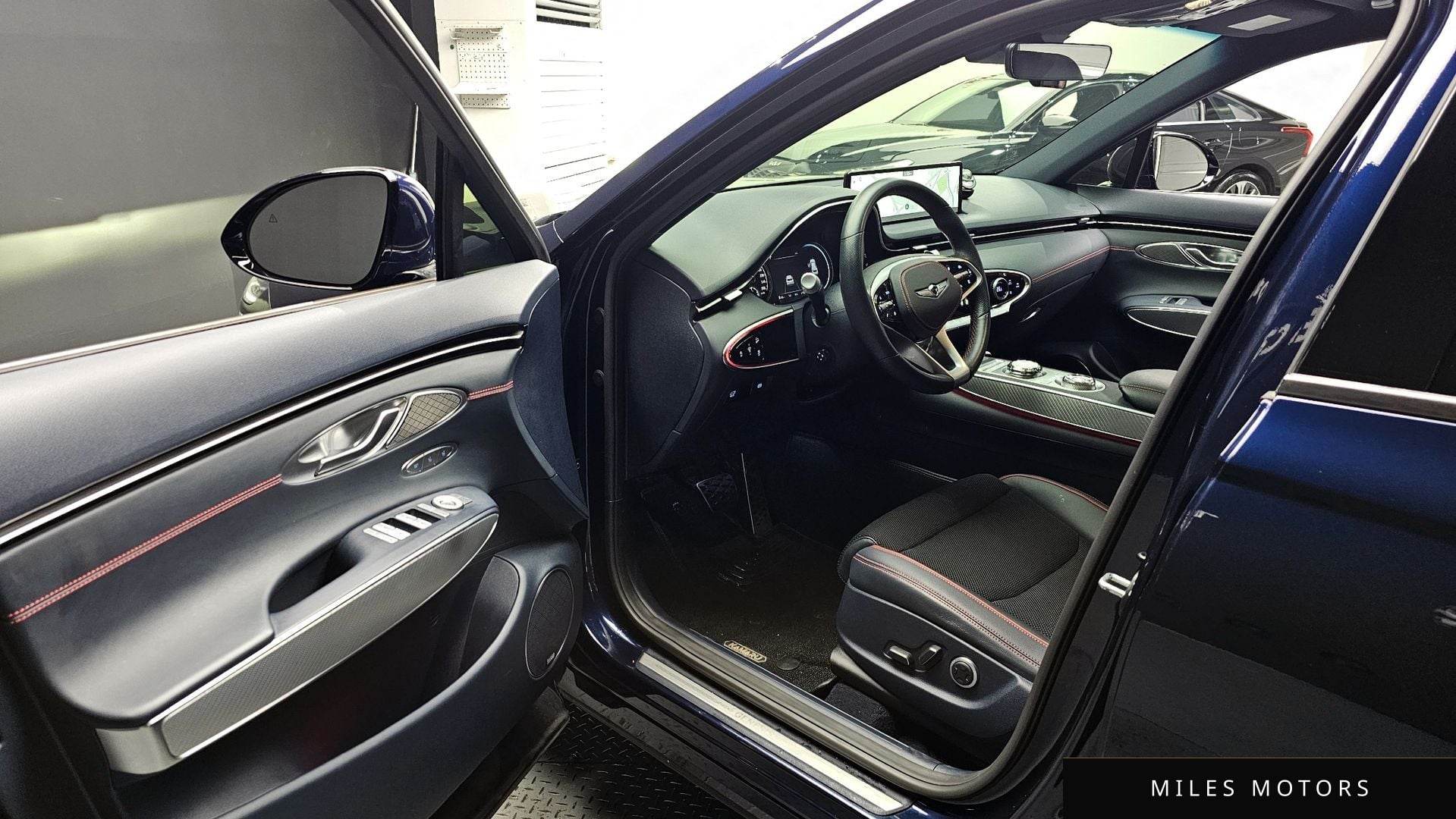 Genesis GV70 2022 — миниатюра 10