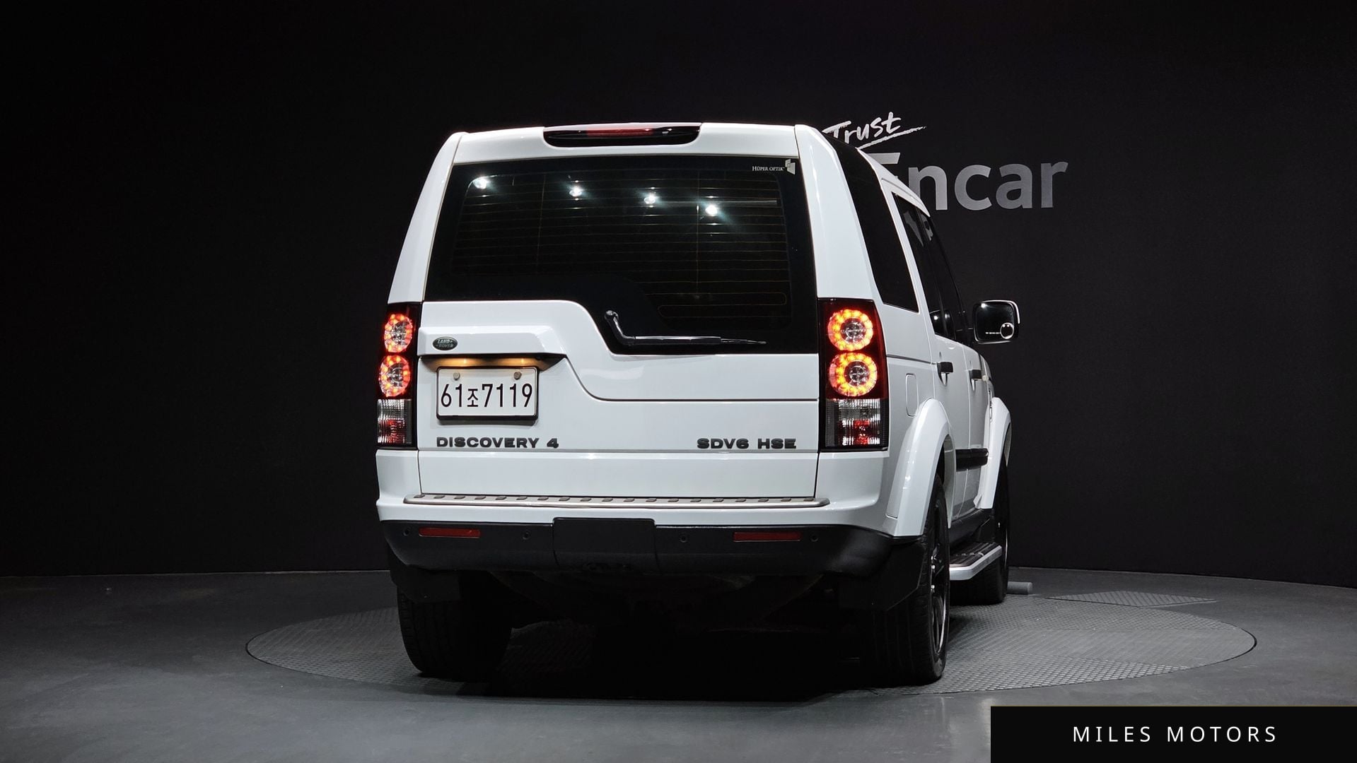 Land Rover Discovery 2013 — миниатюра 4