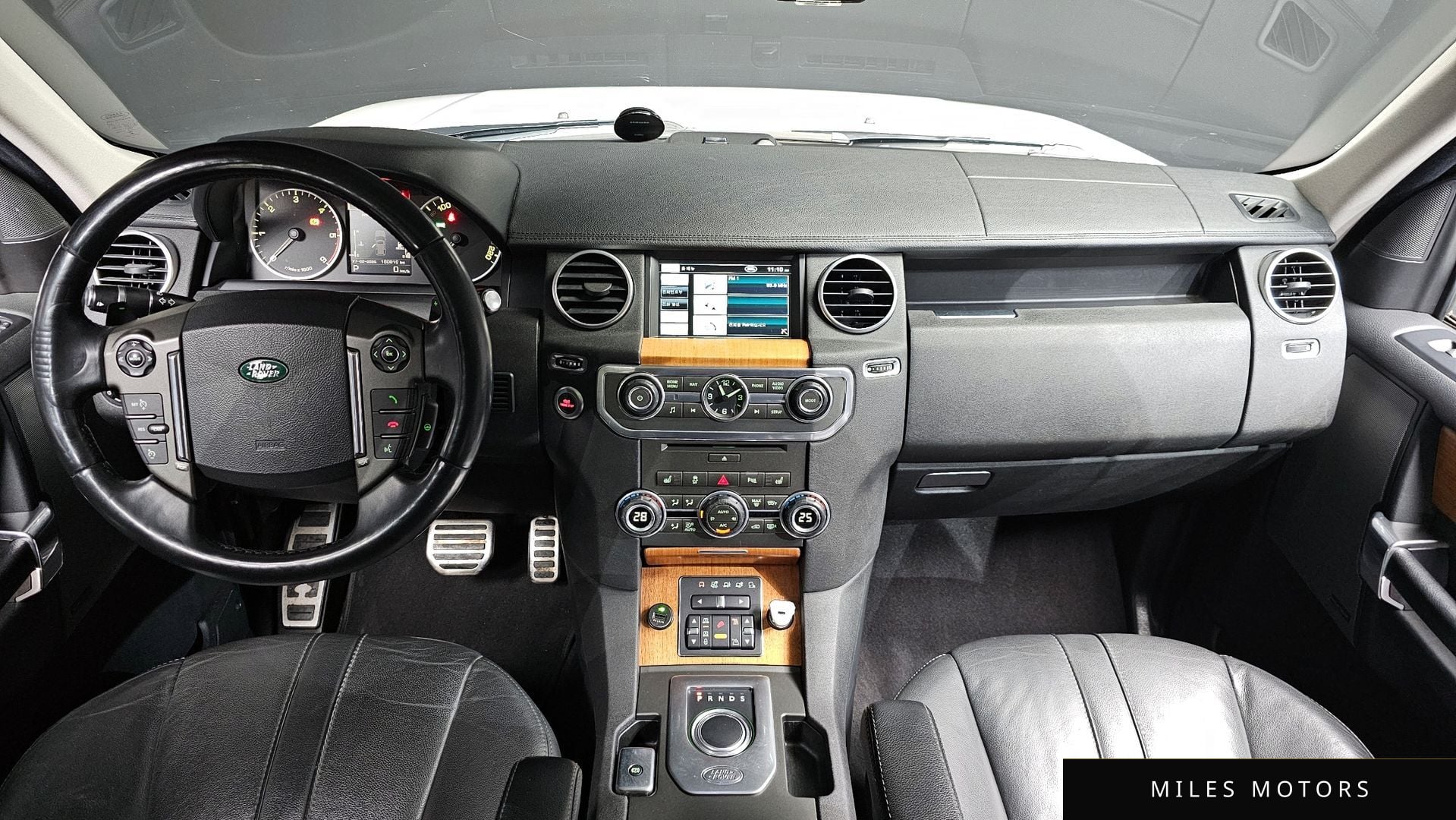 Land Rover Discovery 2013 — миниатюра 7