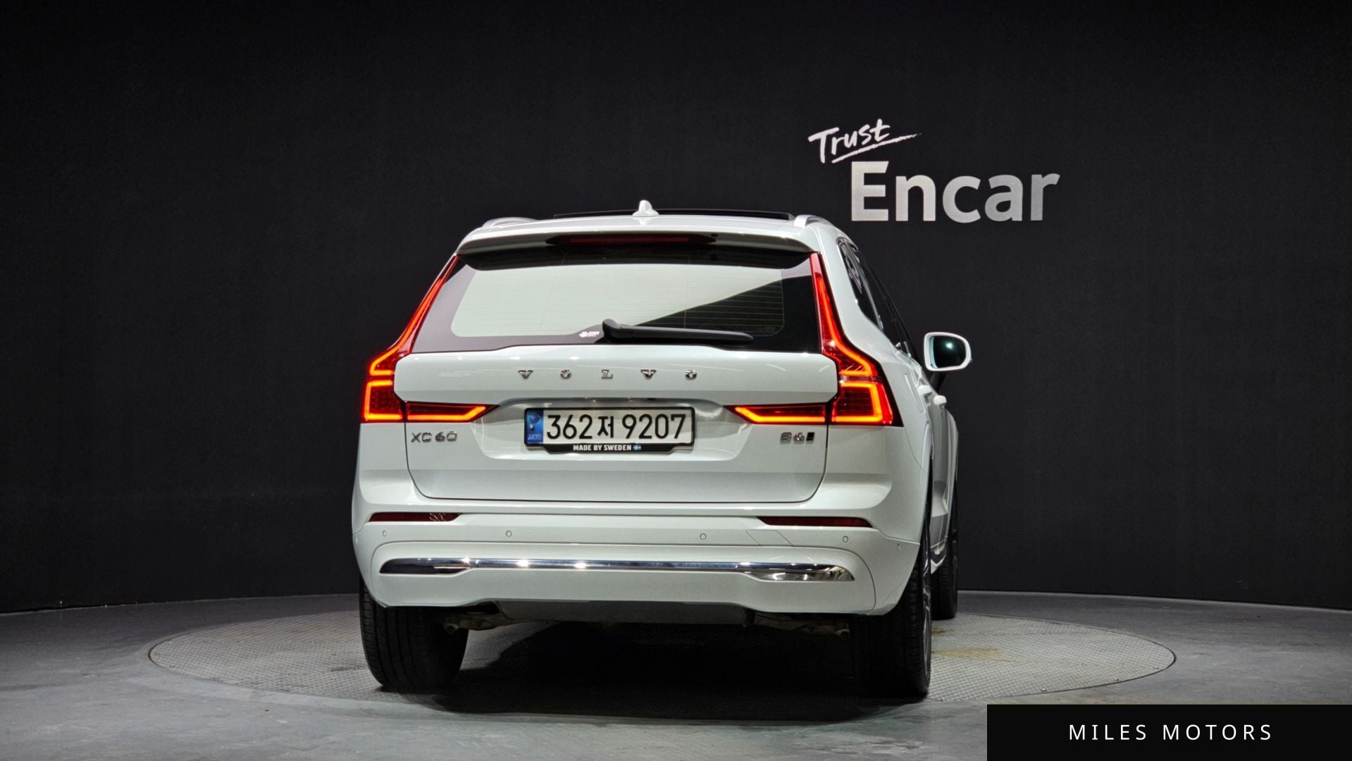 Volvo XC60 2022 — миниатюра 4