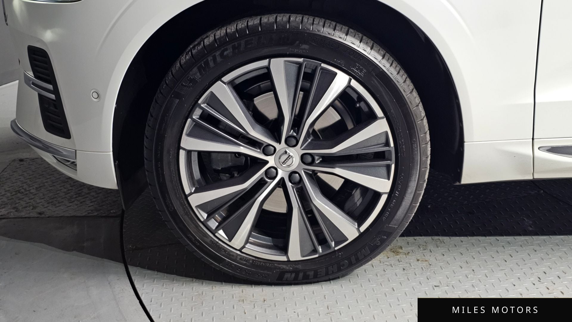 Volvo XC60 2022 — миниатюра 5