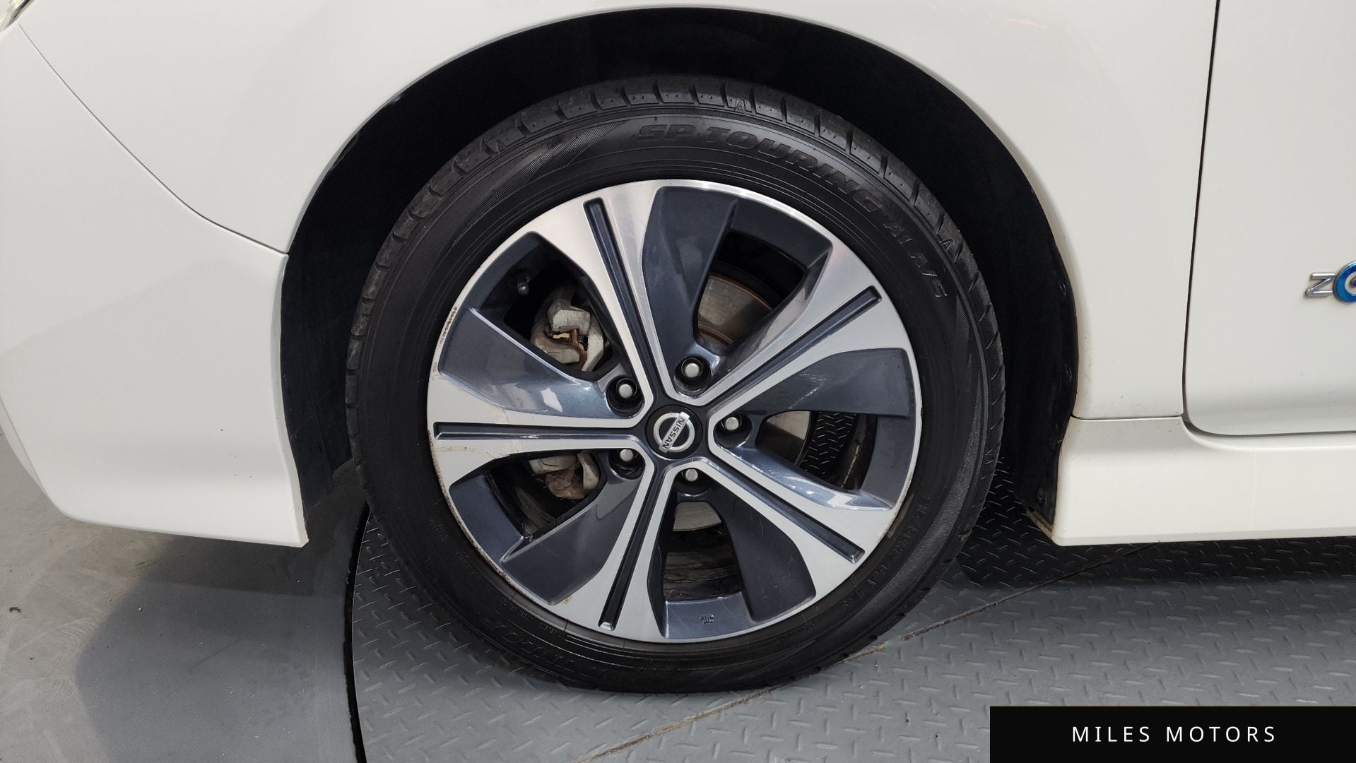 Nissan 리프 (ZE1) 2019 — миниатюра 5