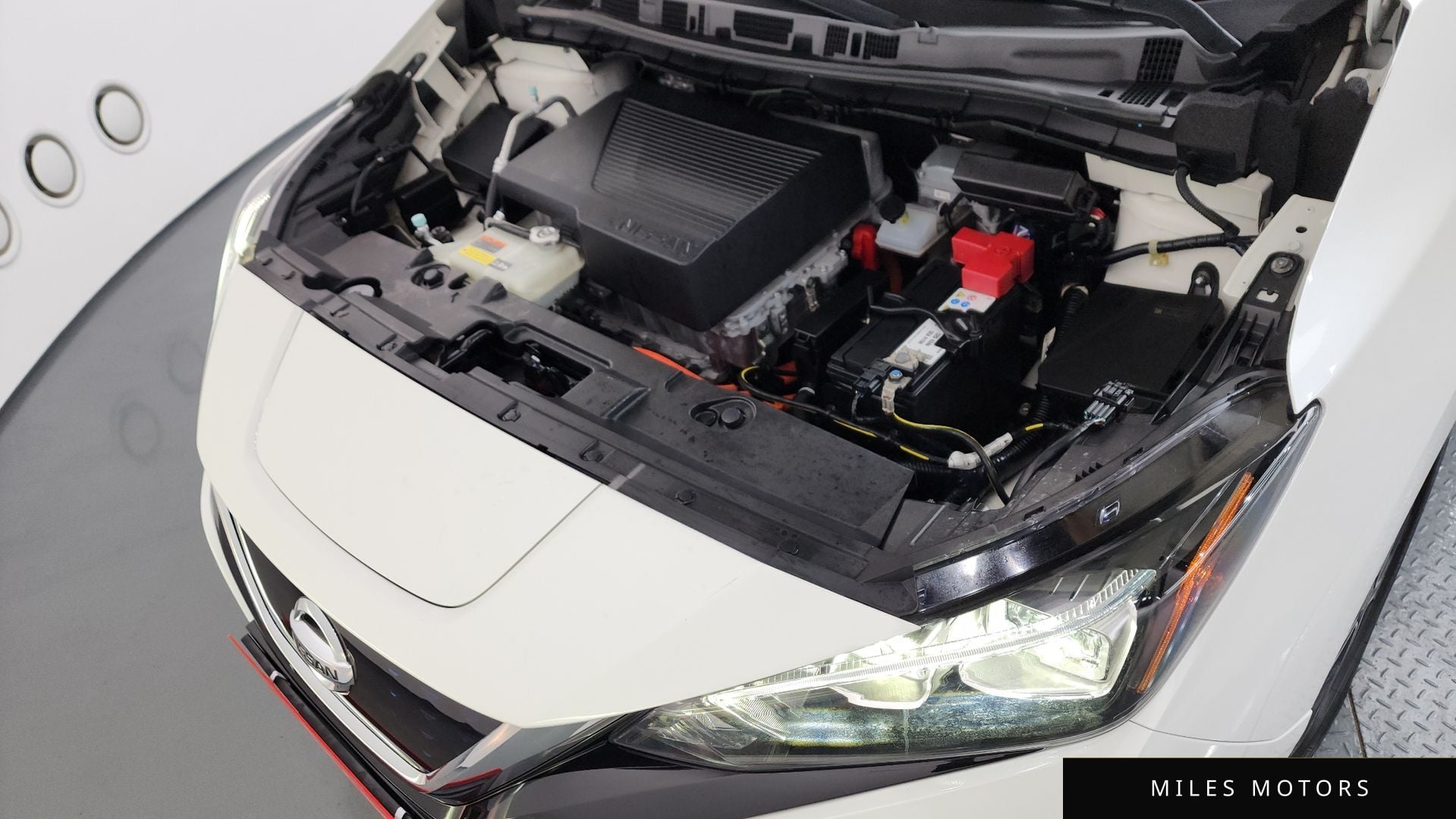 Nissan 리프 (ZE1) 2019 — миниатюра 6