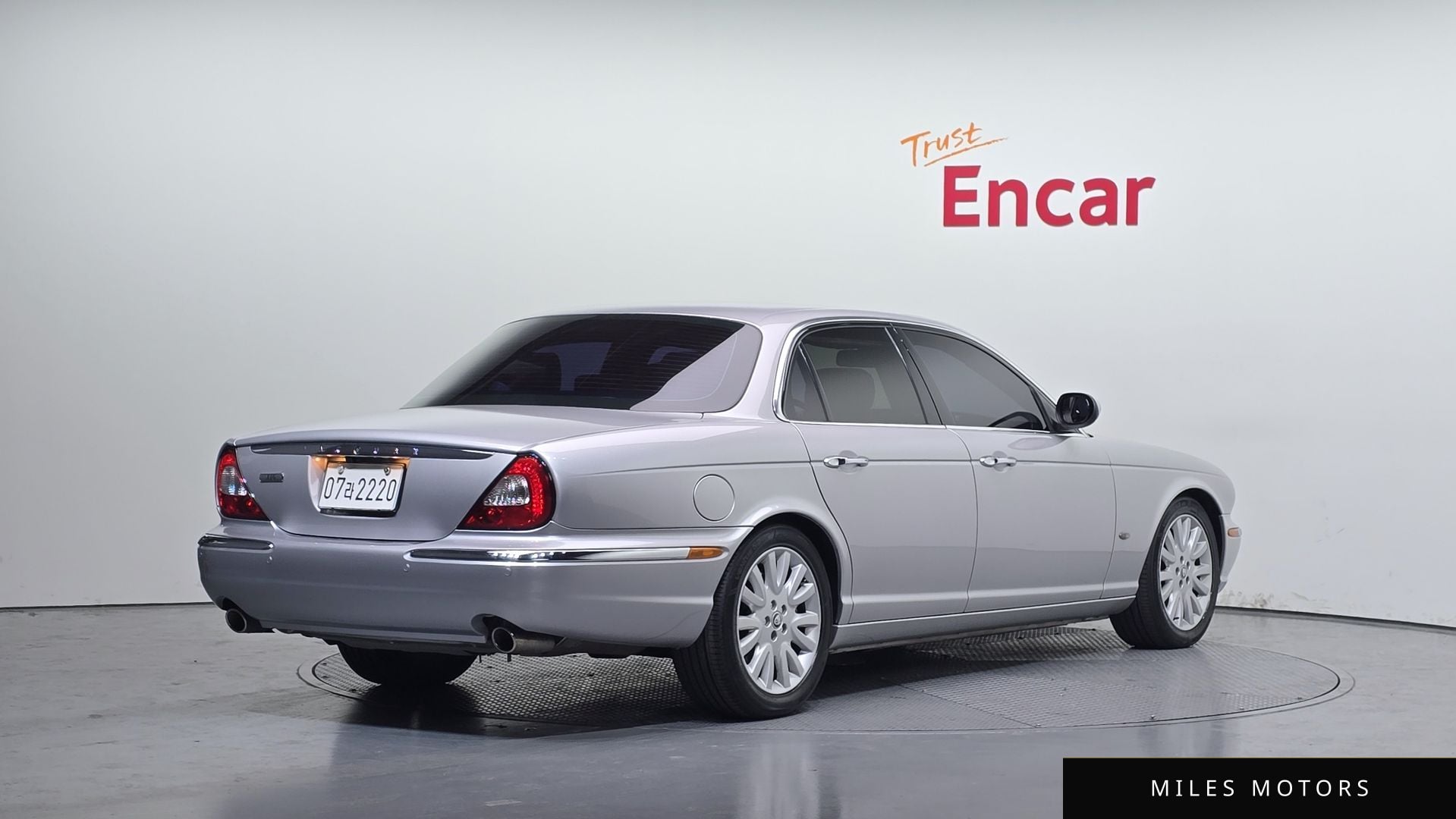 Jaguar XJ-6 2006 — миниатюра 2