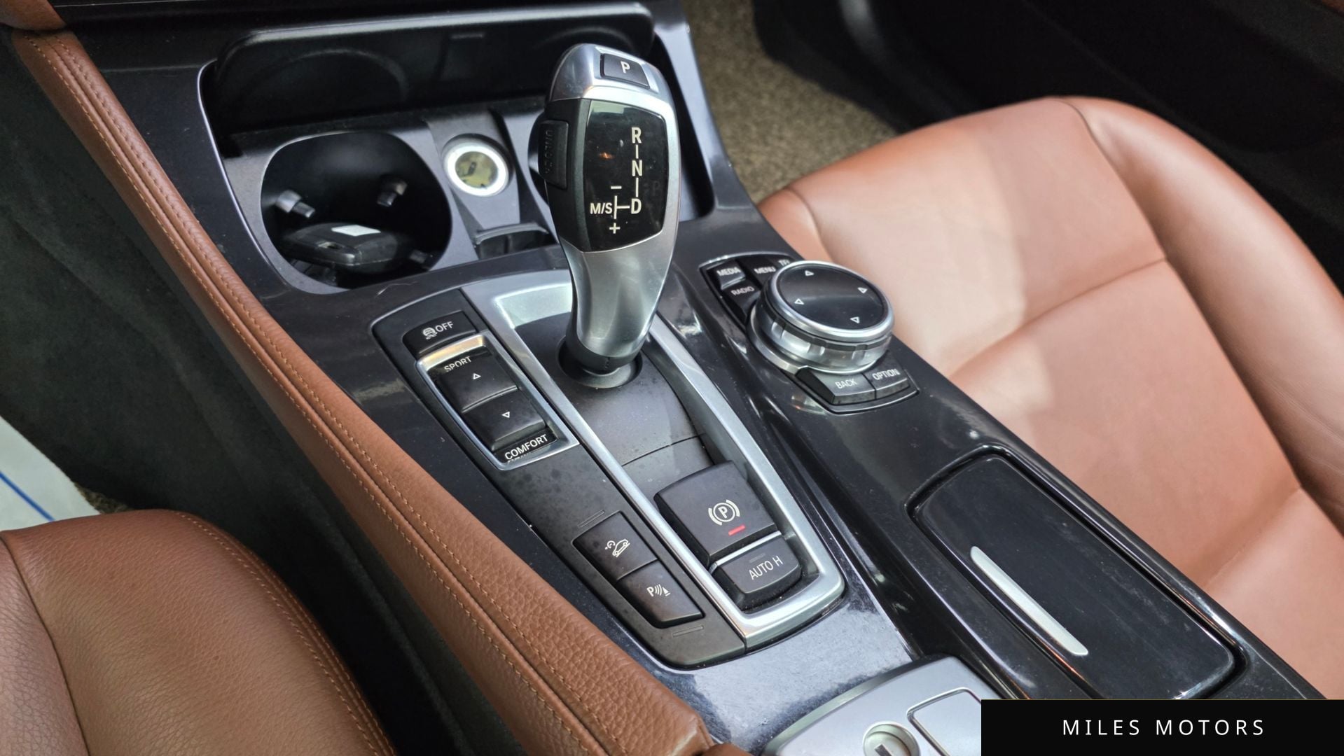 BMW 5시리즈 (F10) 2014 — миниатюра 9