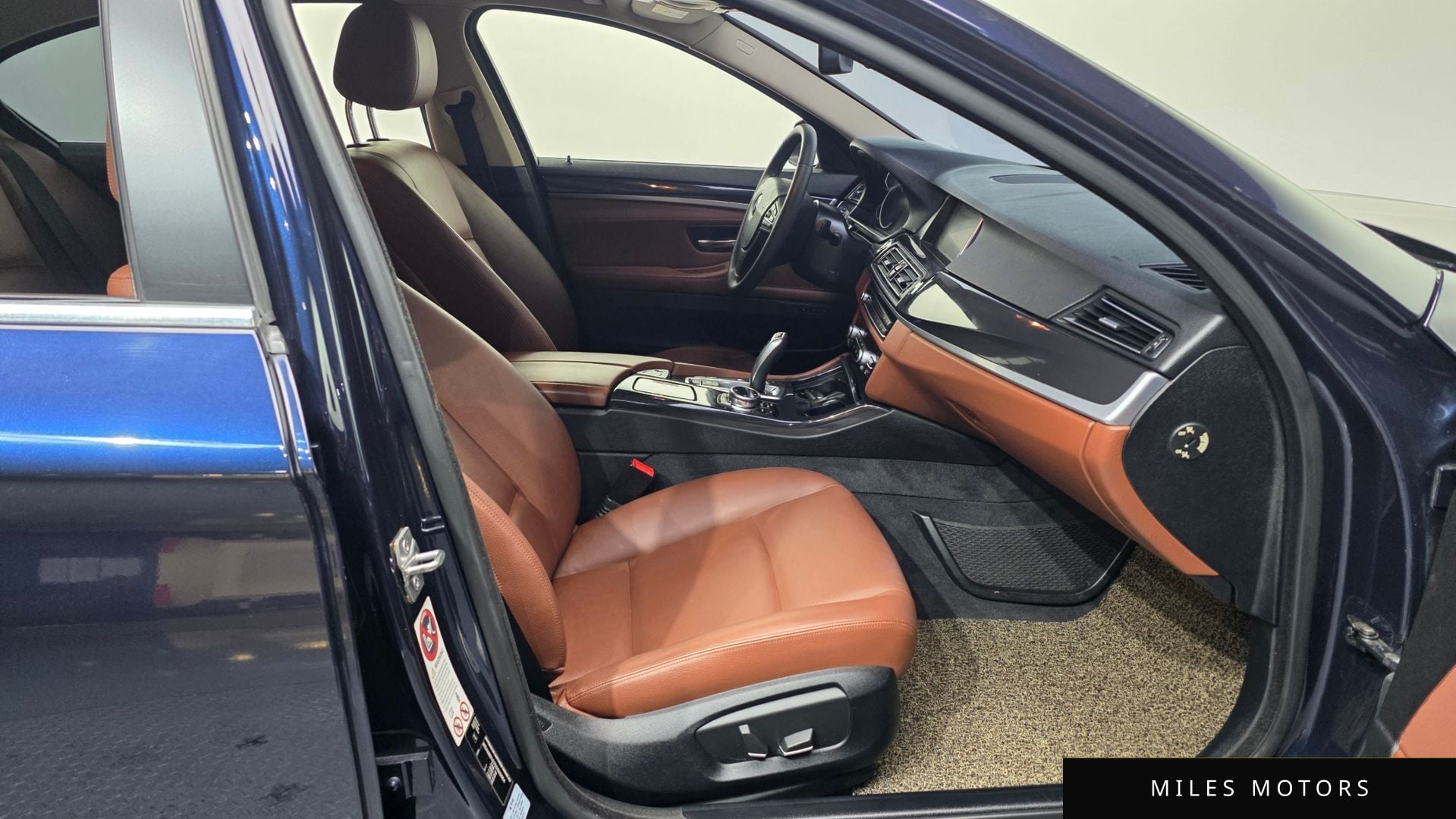BMW 5시리즈 (F10) 2014 — миниатюра 11