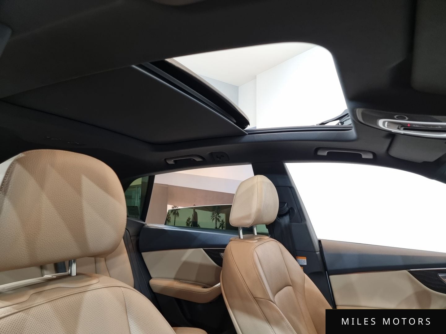 Audi Q8 (4M) 2023 — миниатюра 11