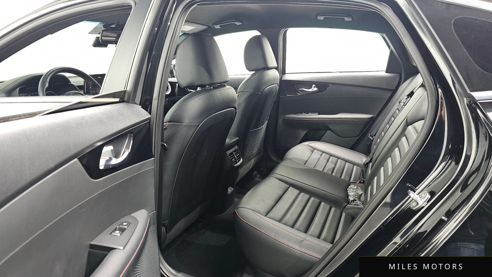 Kia K3 2023 — миниатюра 12