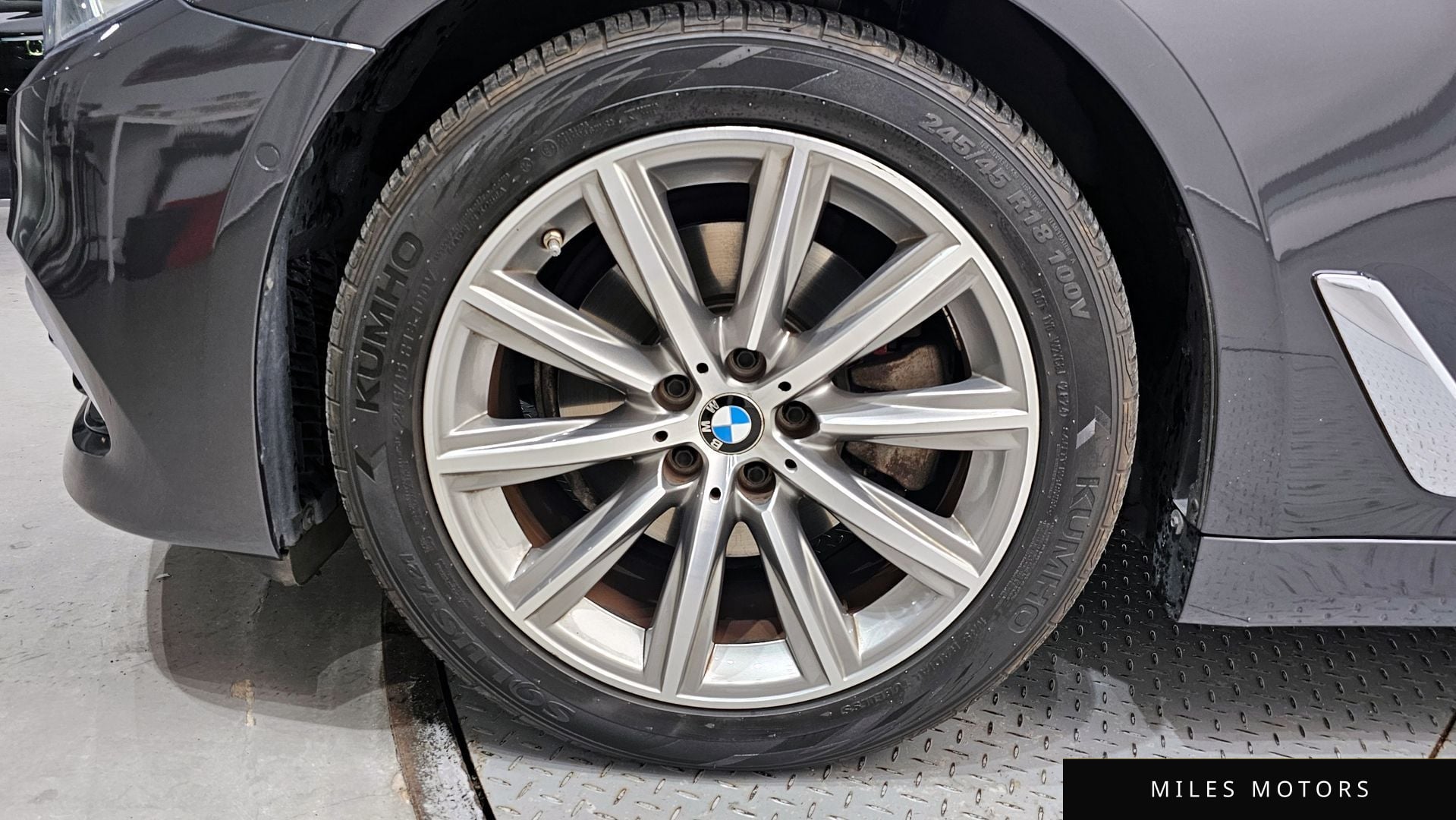 BMW 5시리즈 (G30) 2019 — миниатюра 5