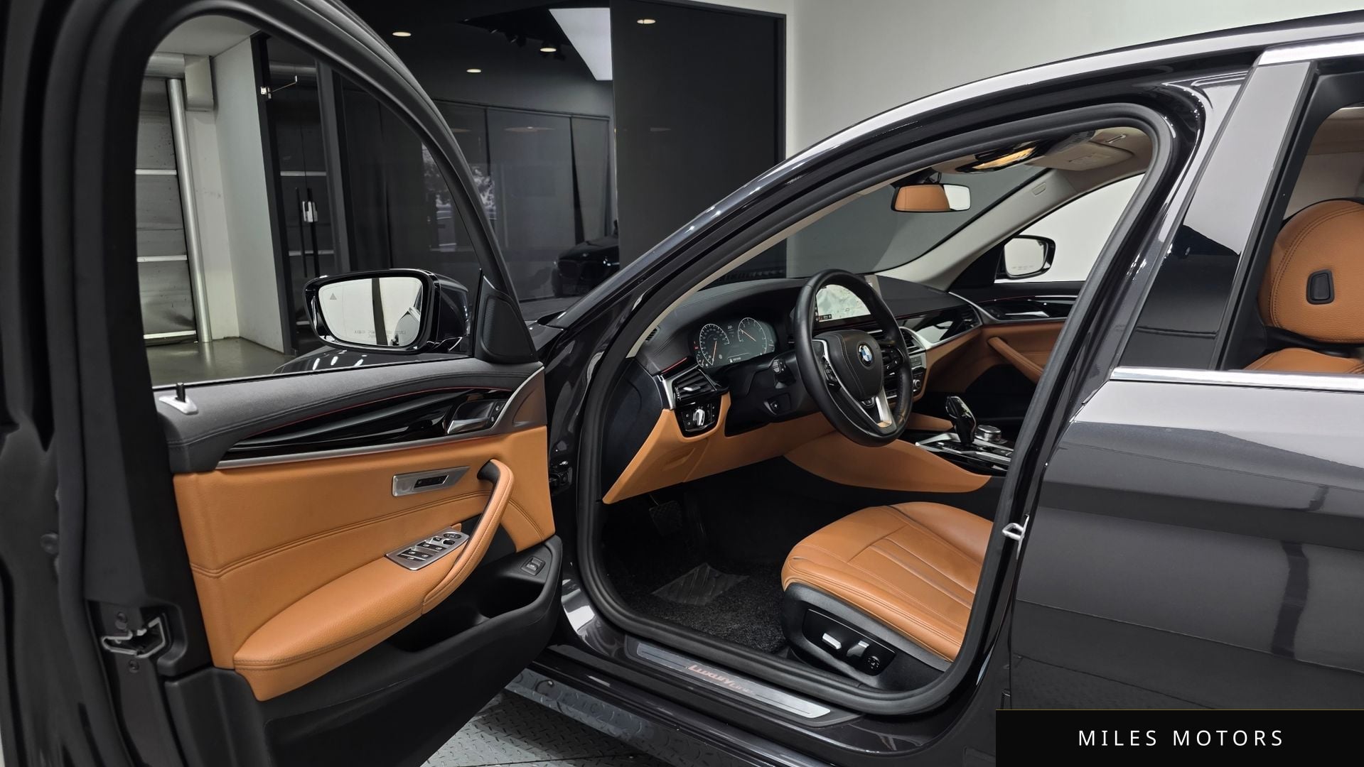 BMW 5시리즈 (G30) 2019 — миниатюра 11