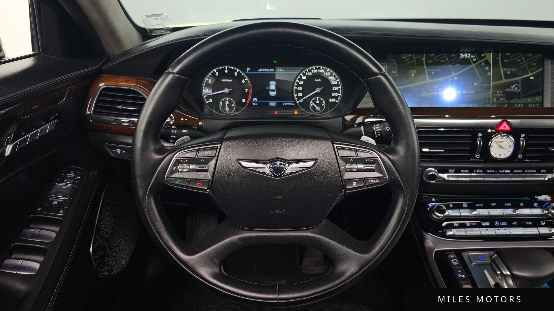 Genesis EQ900 2018 — миниатюра 13