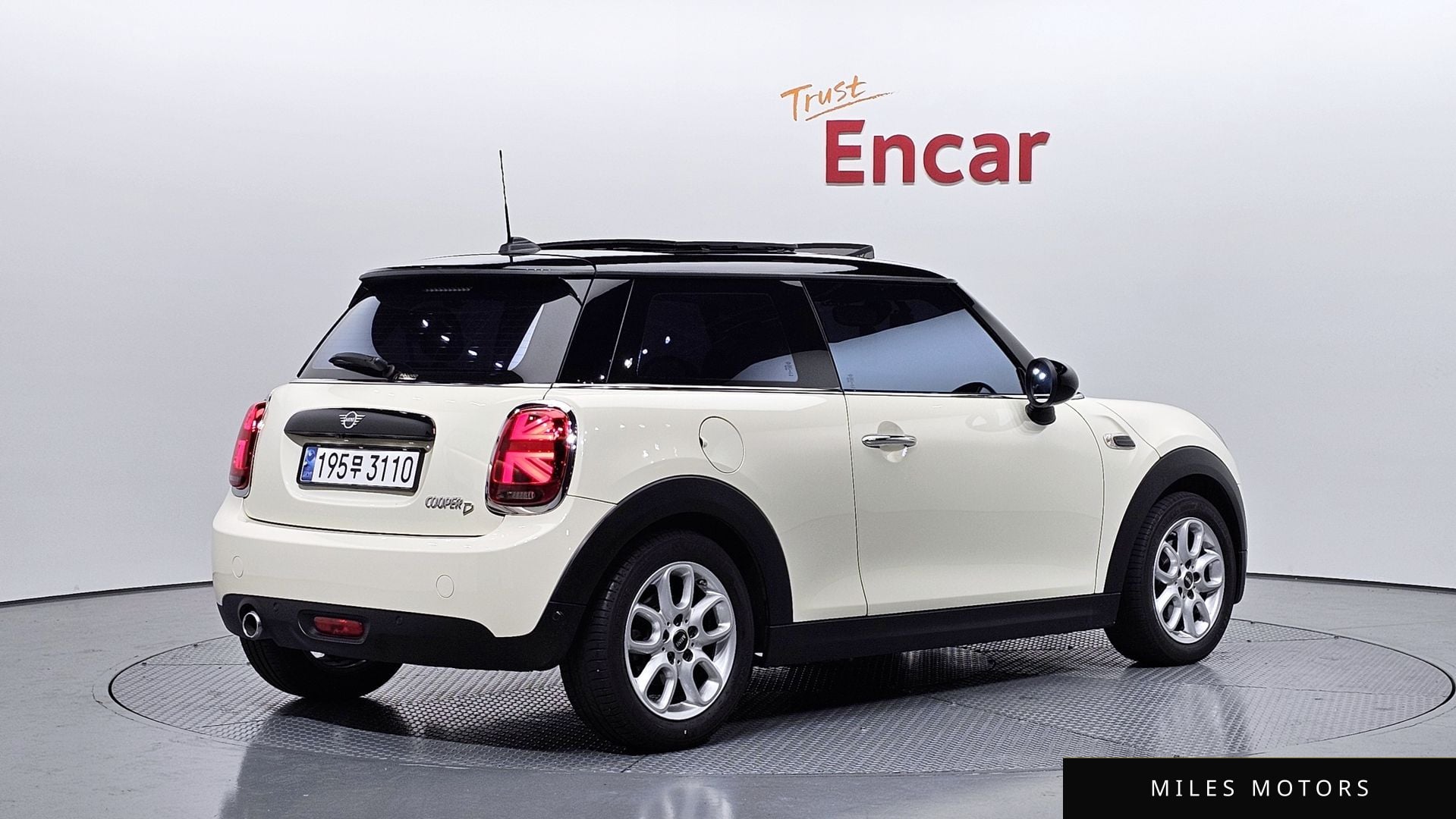 MINI Cooper D 2019 — миниатюра 2