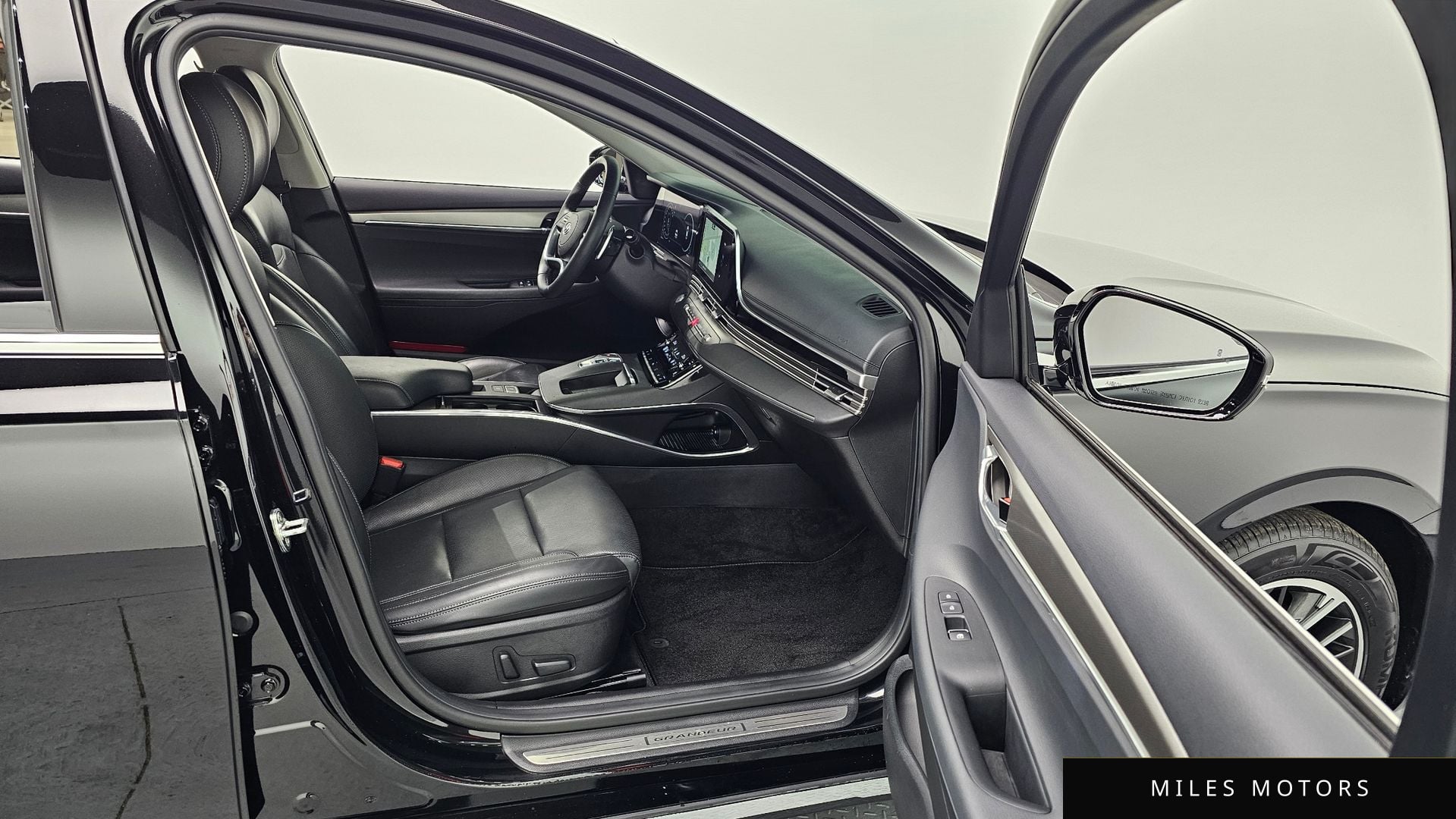 Hyundai Grandeur 2023 — миниатюра 10