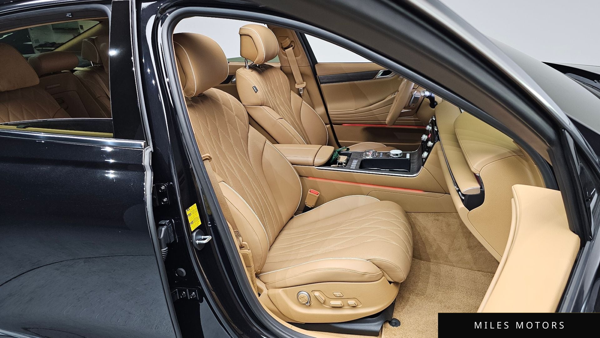 Genesis G80 (RG3) 2025 — миниатюра 9