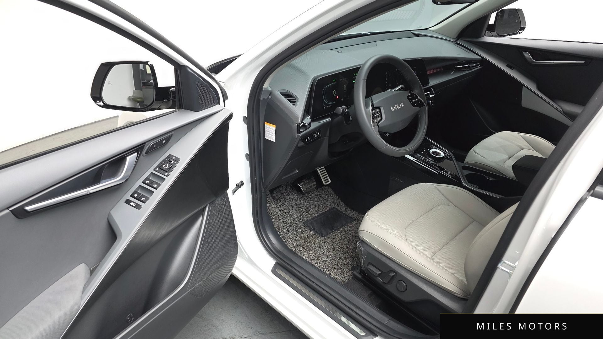 Kia Niro 2022 — миниатюра 9