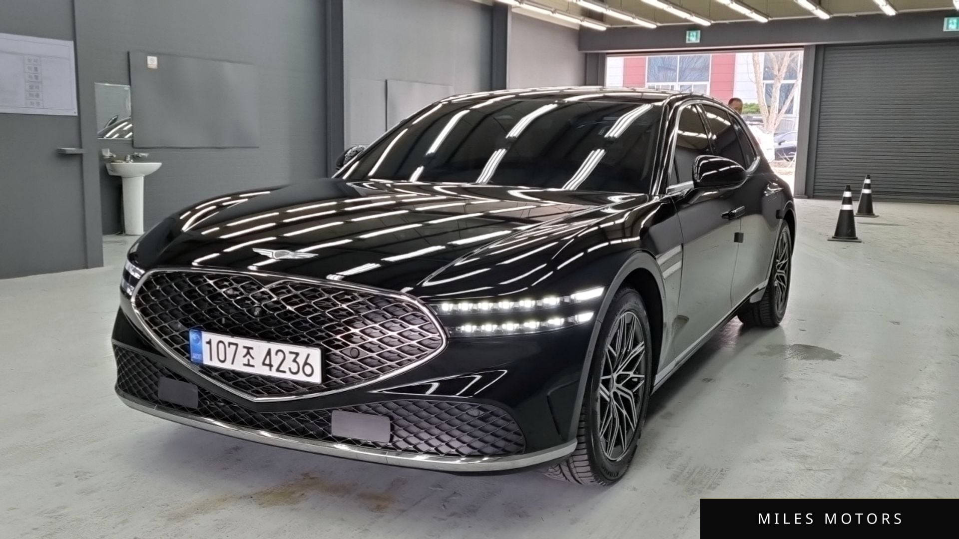 Genesis G90 (RS4) 2023 — фото 1 из 12