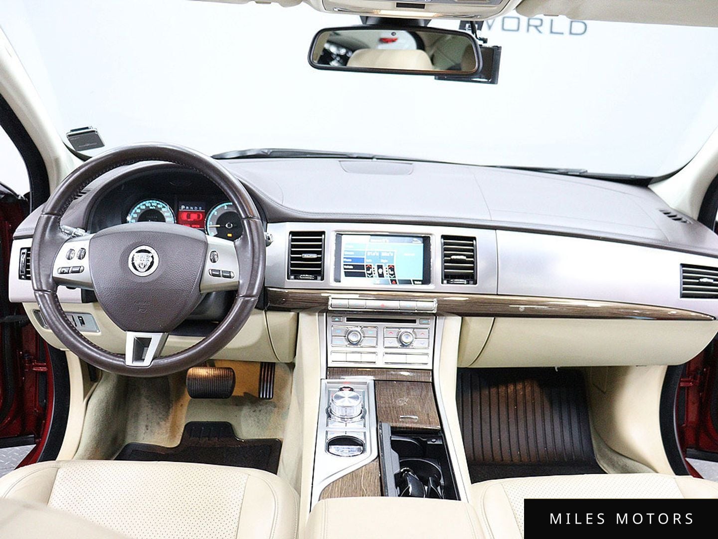 Jaguar XF 2009 — миниатюра 5