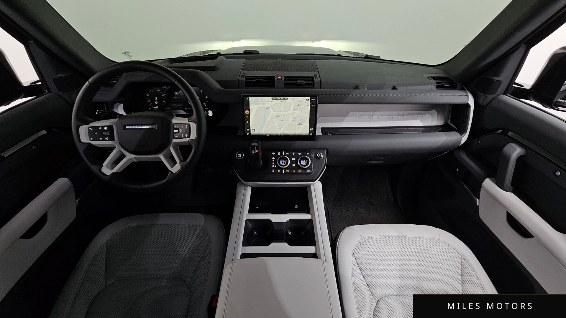 Land Rover Defender 2025 — миниатюра 7