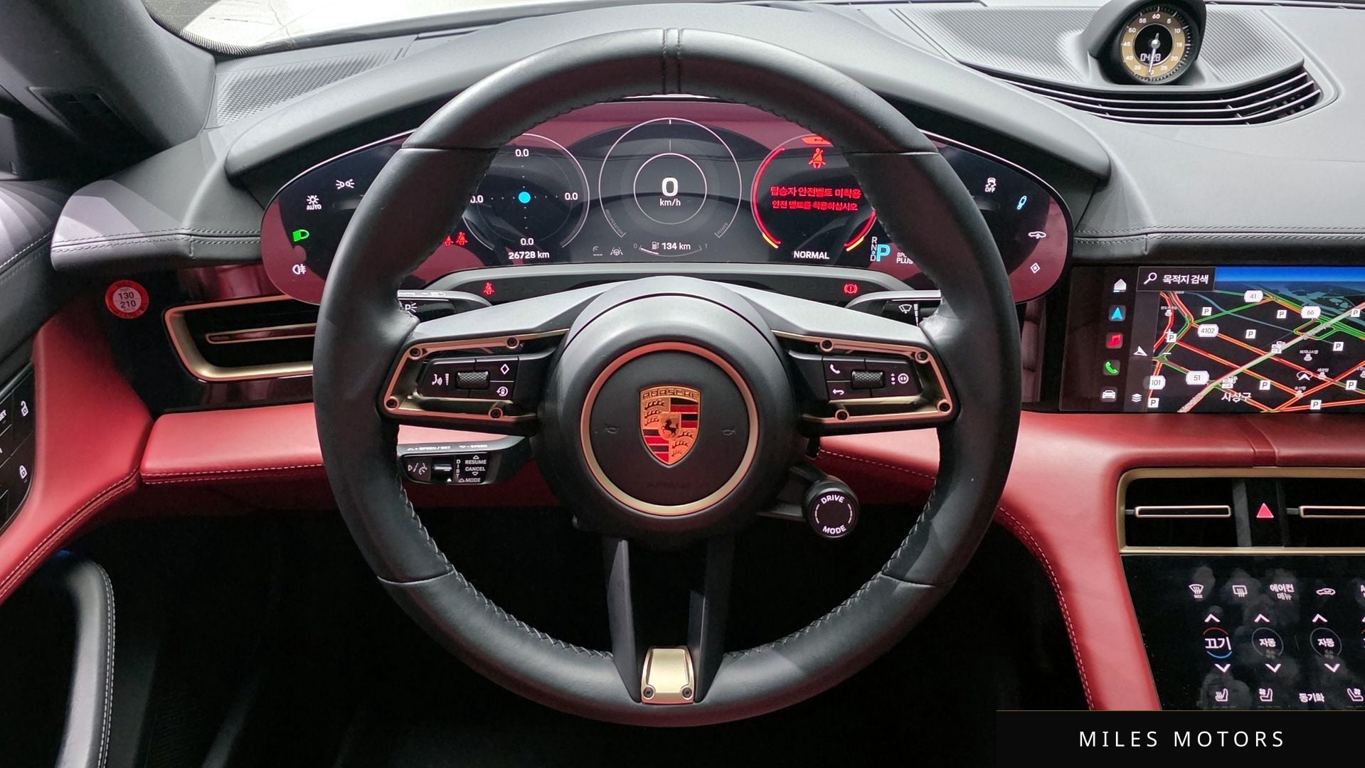 Porsche Taycan 2023 — миниатюра 13