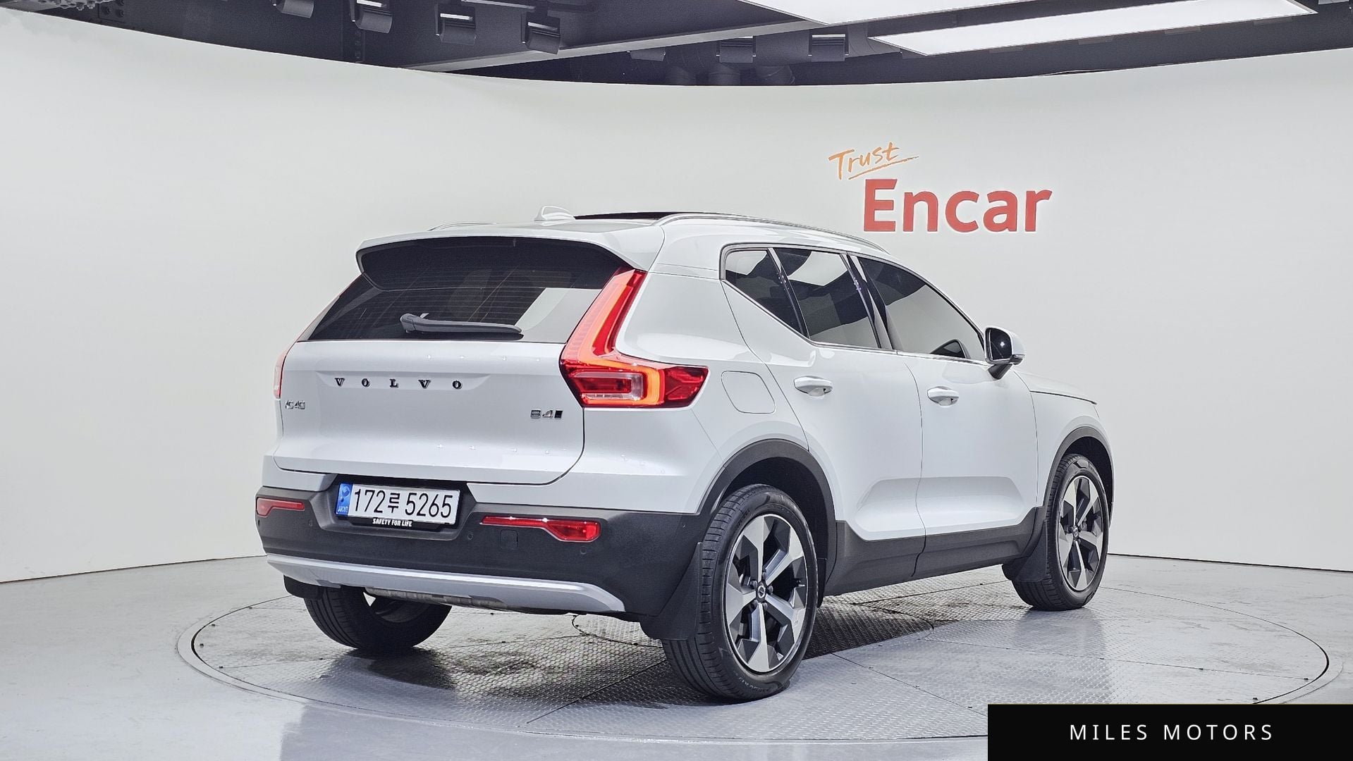 Volvo XC40 2023 — миниатюра 2