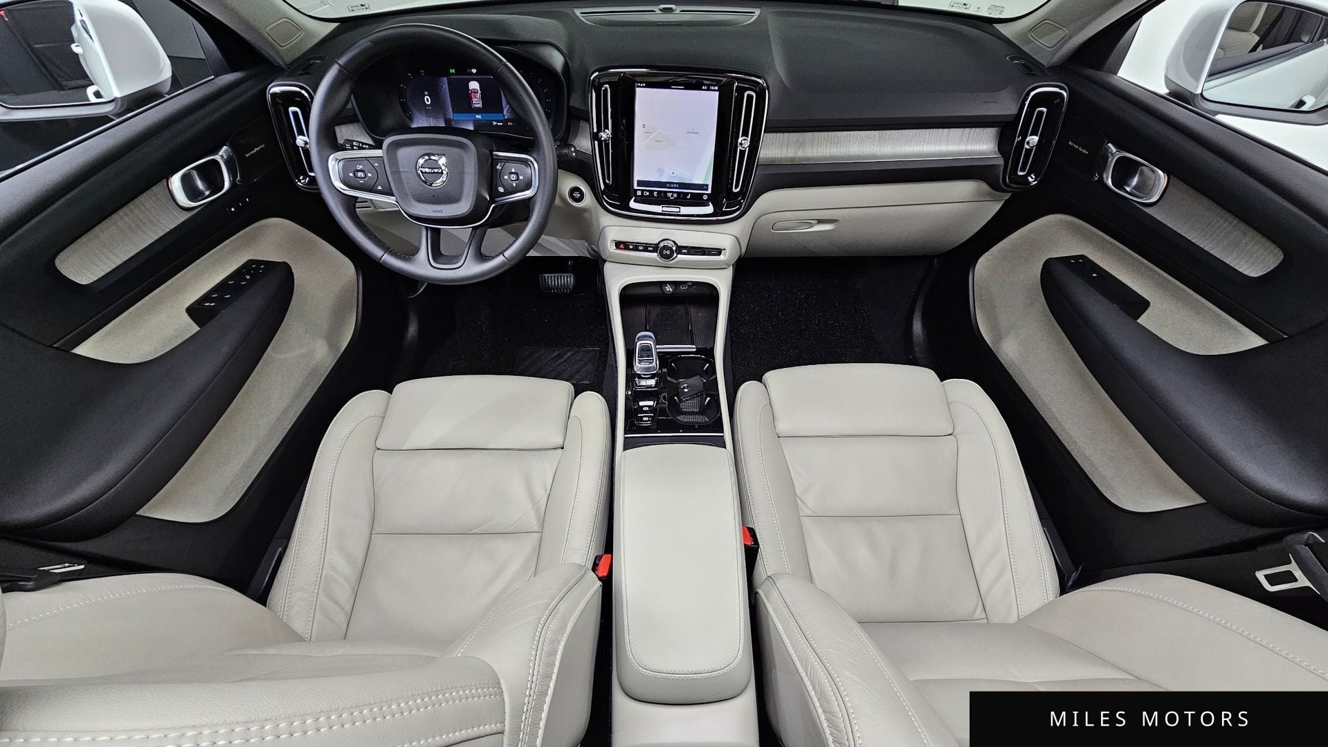 Volvo XC40 2023 — миниатюра 7