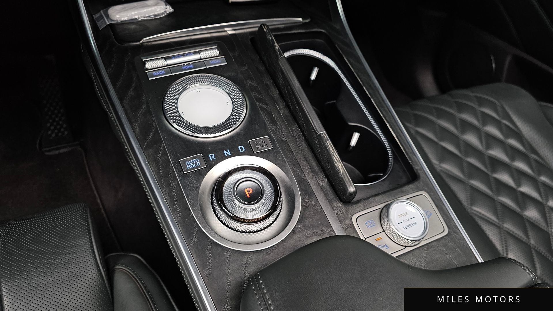 Genesis GV80 2022 — миниатюра 9