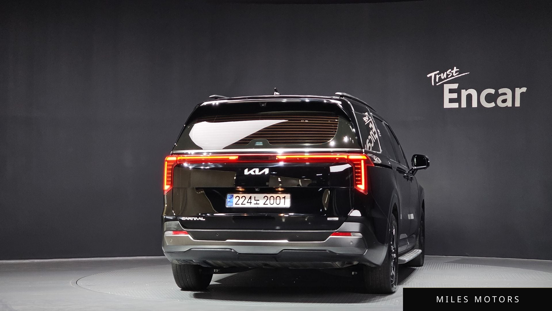 Kia Canival 2024 — миниатюра 4