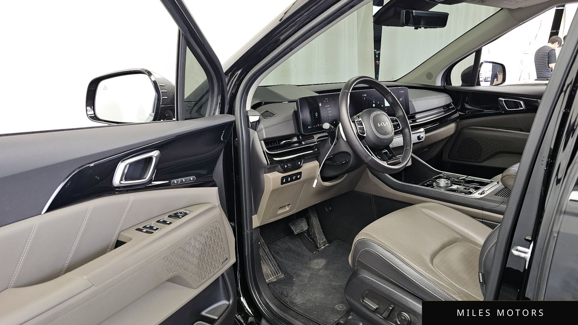 Kia Canival 2024 — миниатюра 11