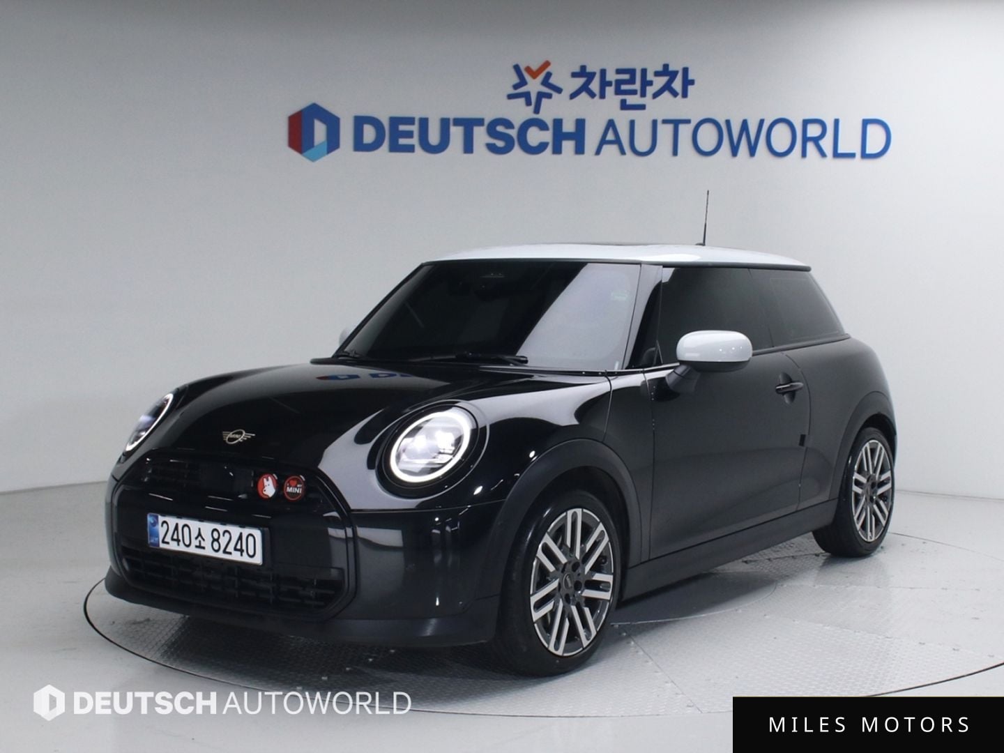 MINI Cooper 2025 — фото 1 из 12
