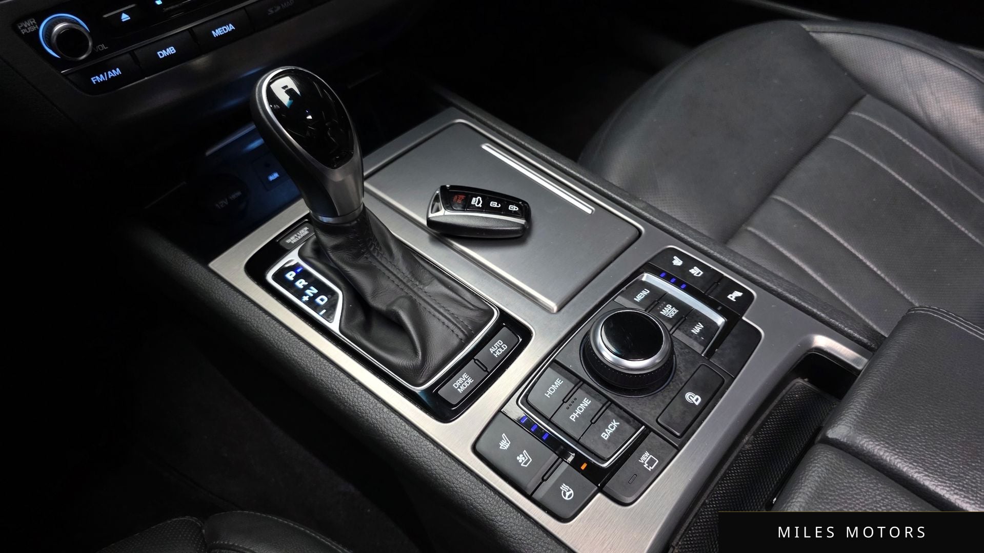 Hyundai Genesis 2016 — миниатюра 9