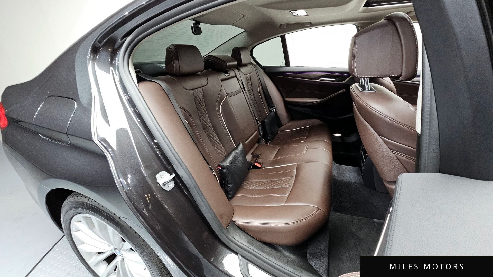 BMW 5시리즈 (G30) 2018 — миниатюра 12