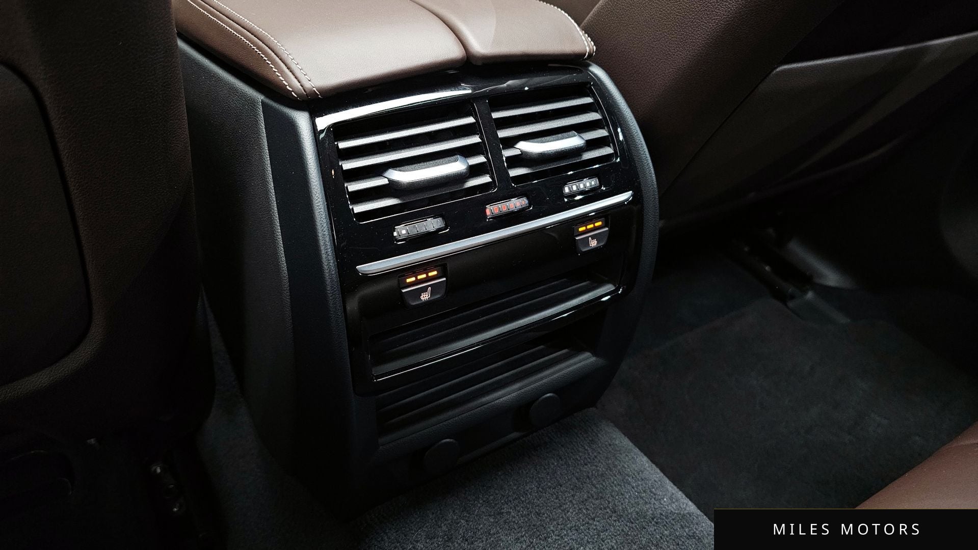 BMW 5시리즈 (G30) 2018 — миниатюра 17